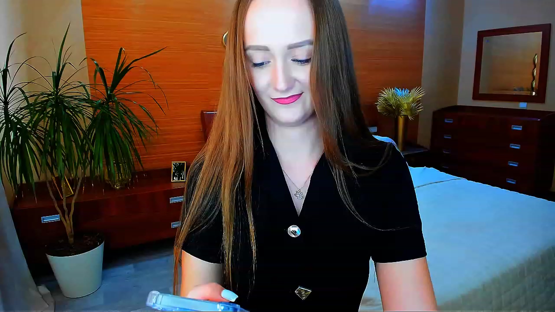 Gallery image thumbnail from TellMe_Yes's myfreecams stream on, 06/02/2023, 10:31 image 15 of 20