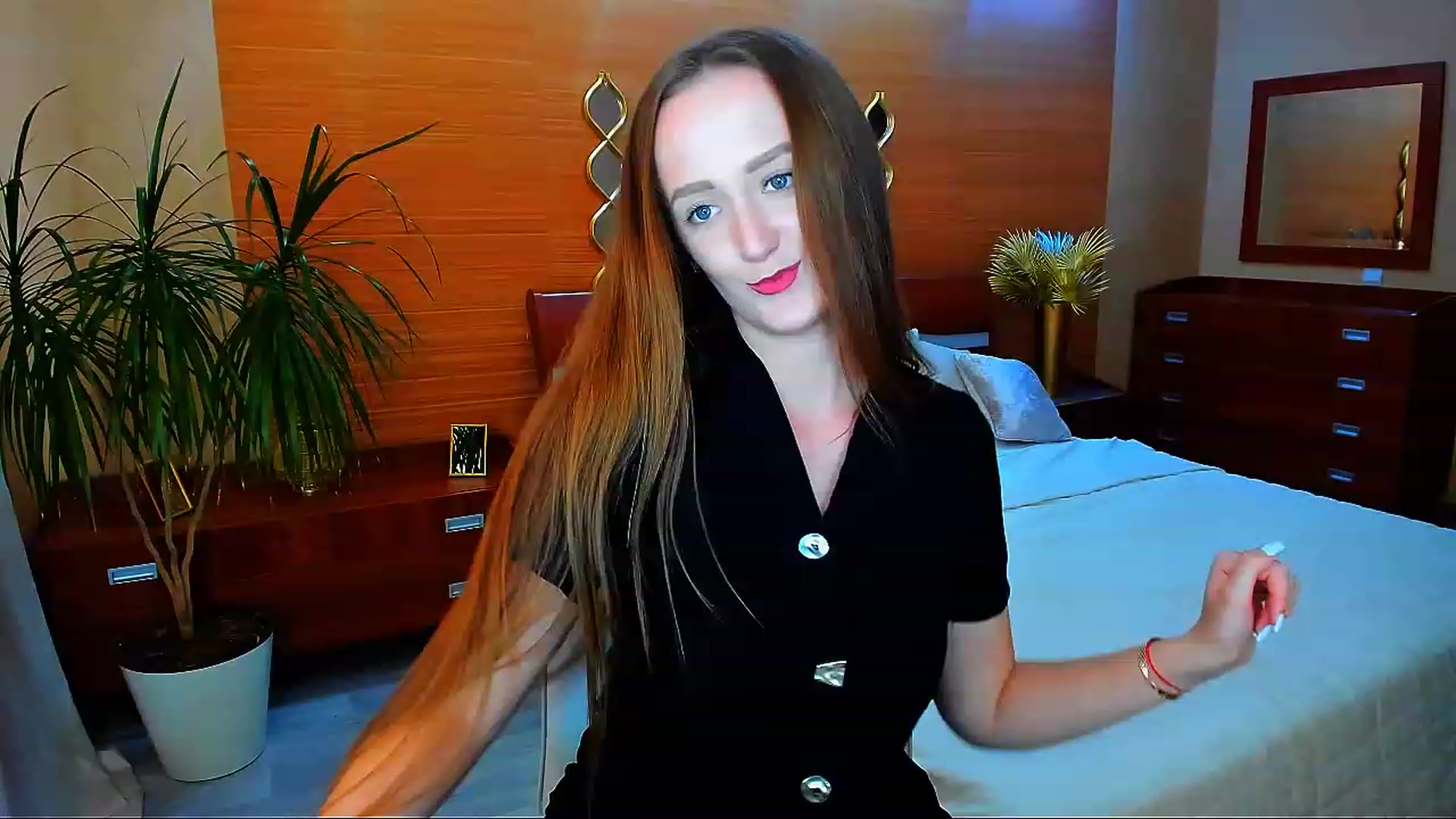 Gallery image thumbnail from TellMe_Yes's myfreecams stream on, 06/02/2023, 11:02 image 18 of 20