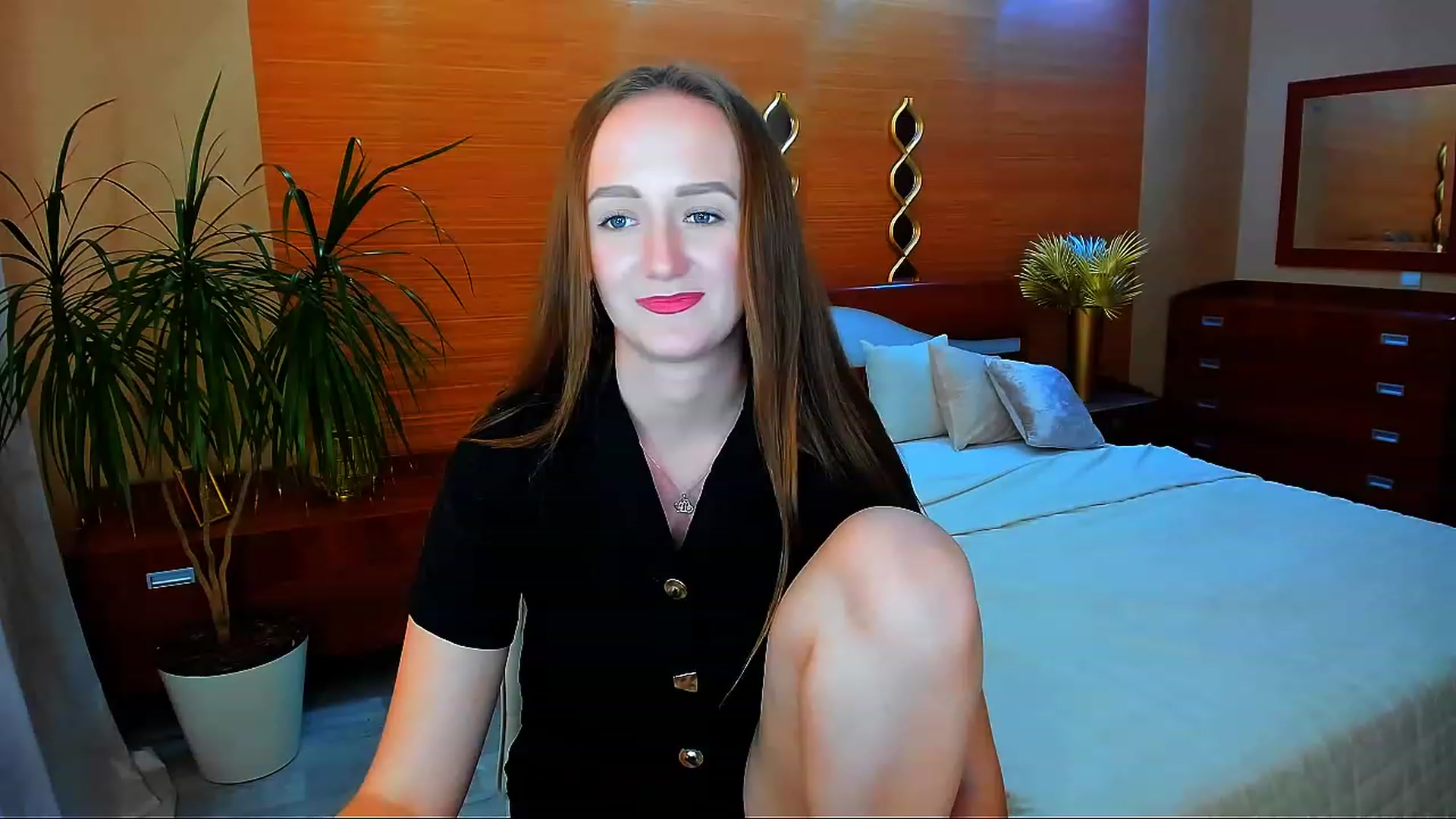 Gallery image thumbnail from TellMe_Yes's myfreecams stream on, 06/02/2023, 11:46 image 16 of 20