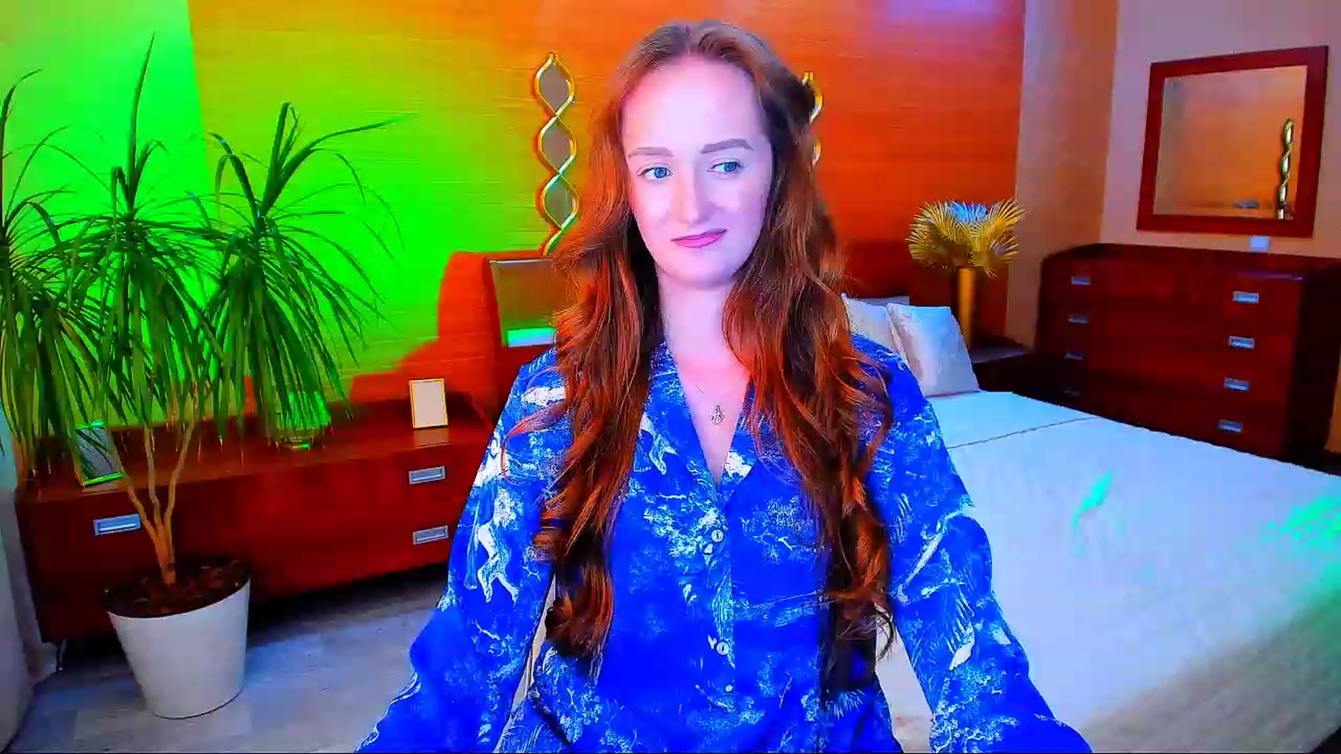 Gallery image thumbnail from TellMe_Yes's myfreecams stream on, 06/05/2023, 07:45 image 1 of 20