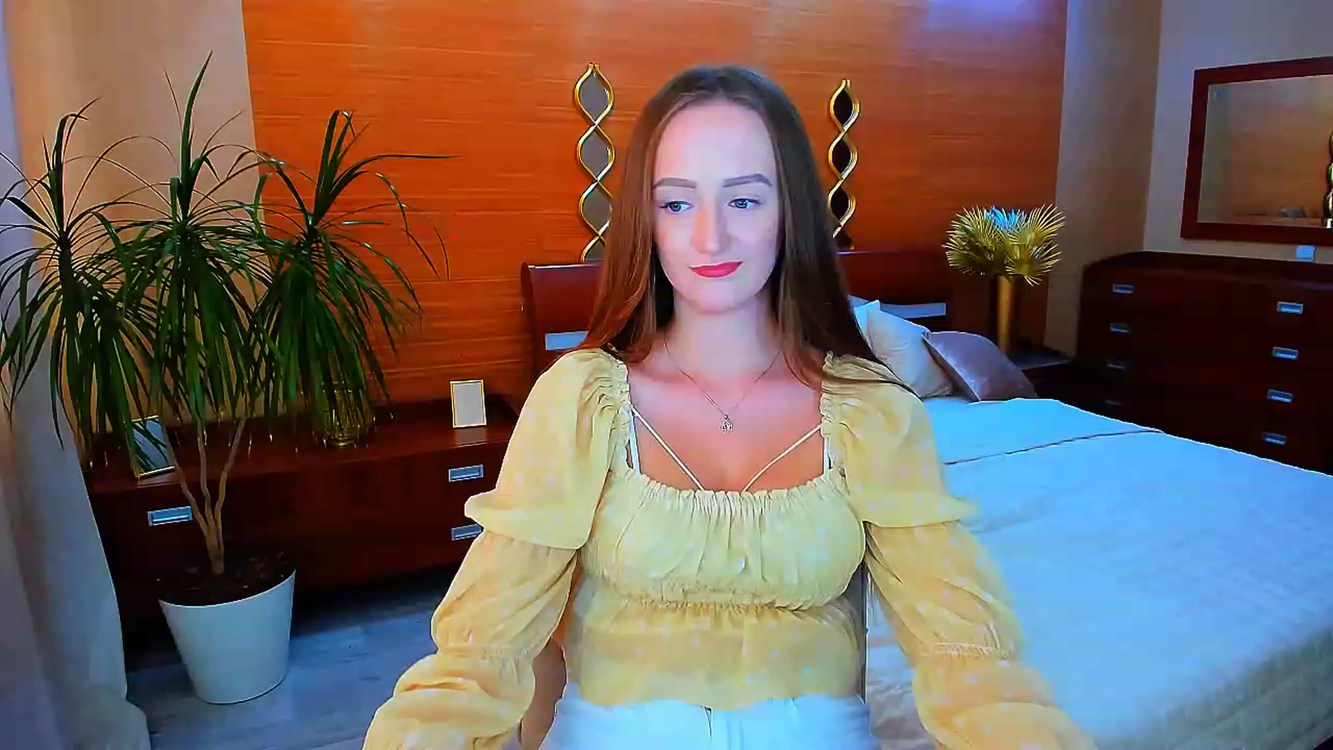 Gallery image thumbnail from TellMe_Yes's myfreecams stream on, 06/16/2023, 09:45 image 20 of 20
