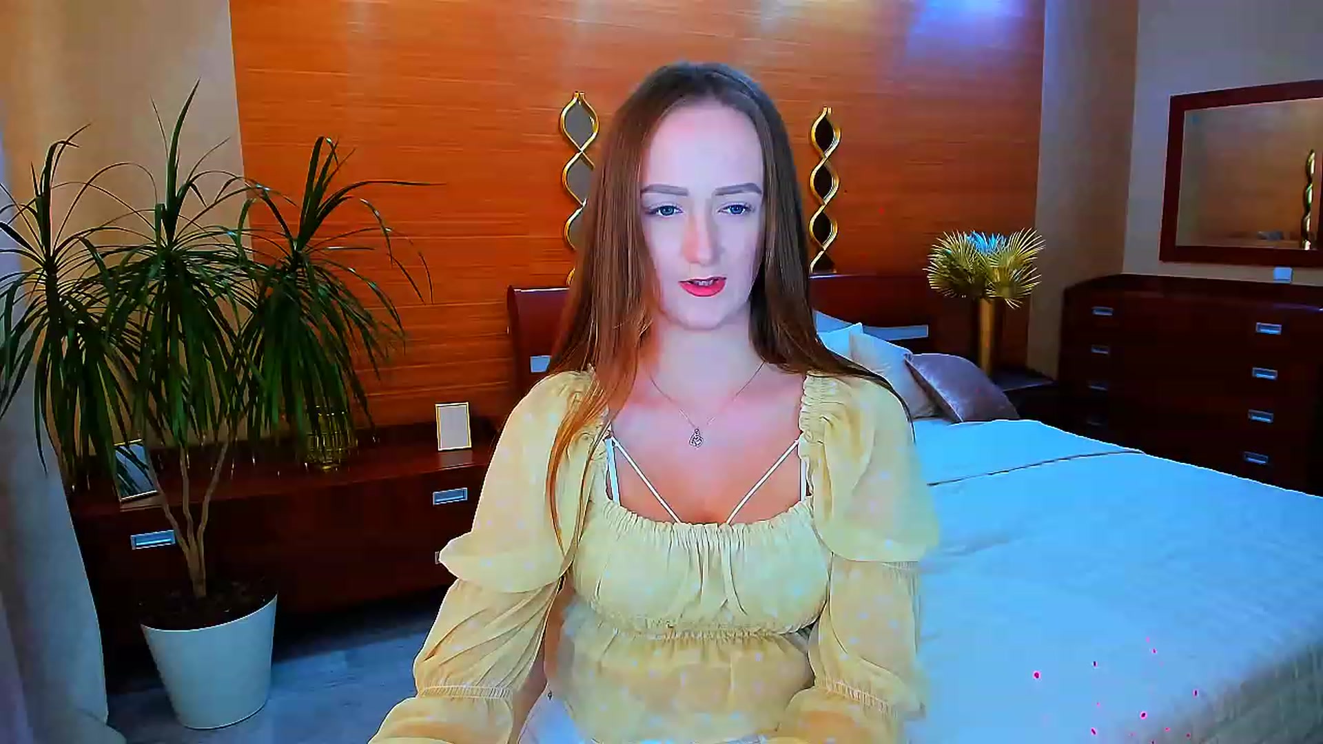 Gallery image thumbnail from TellMe_Yes's myfreecams stream on, 06/16/2023, 11:47 image 8 of 20