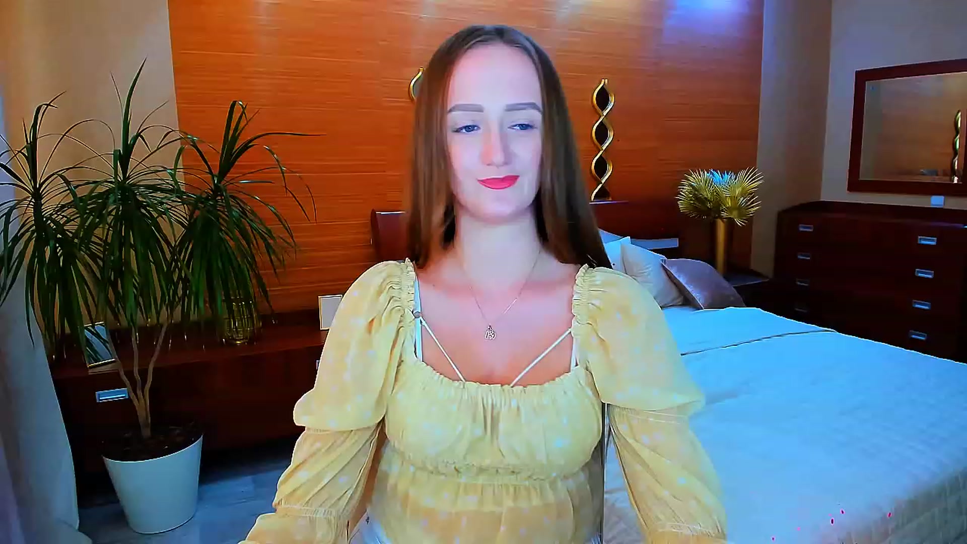 Gallery image thumbnail from TellMe_Yes's myfreecams stream on, 06/16/2023, 11:47 image 12 of 20