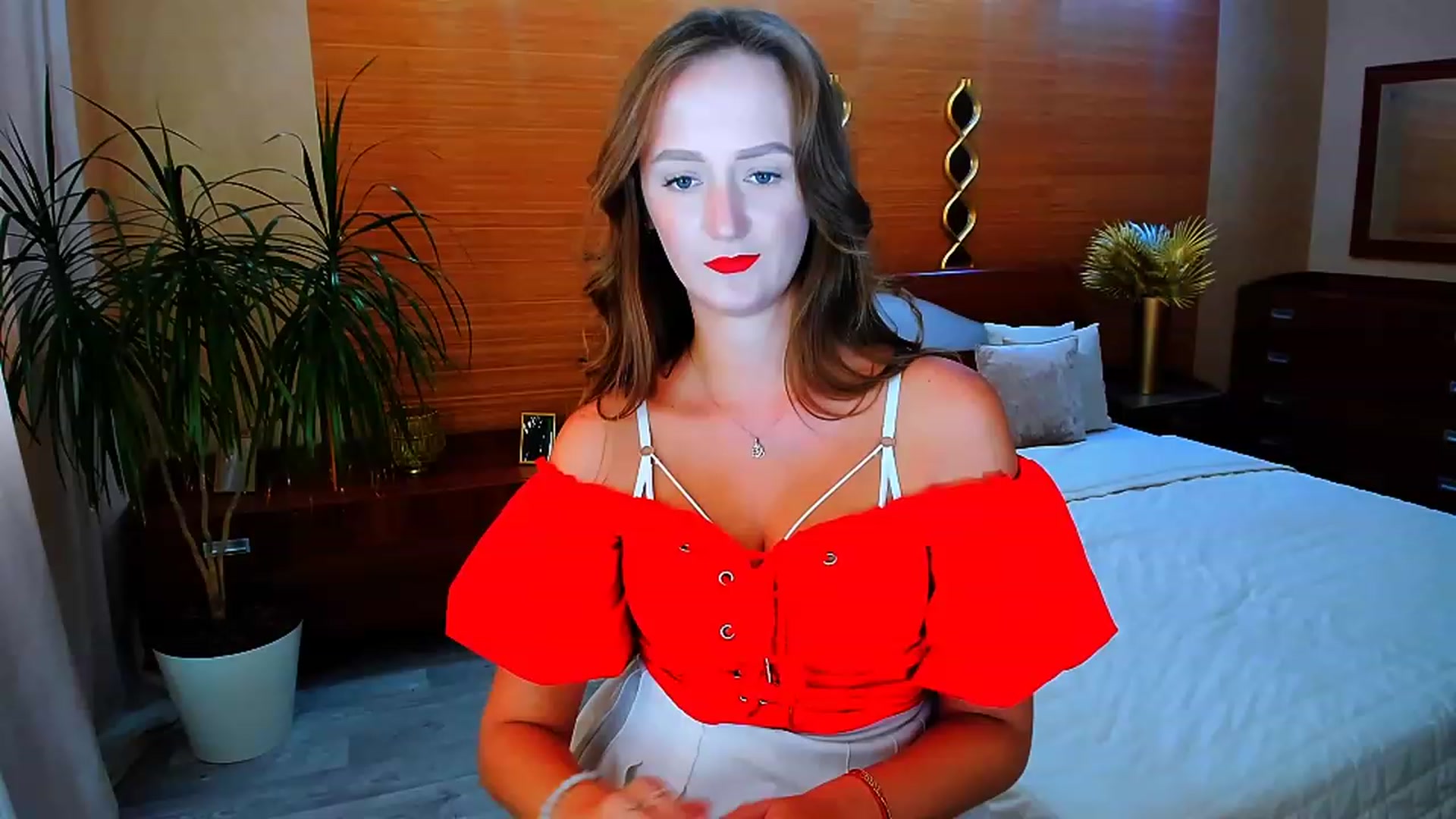 Gallery image thumbnail from TellMe_Yes's myfreecams stream on, 08/28/2023, 10:17 image 16 of 20