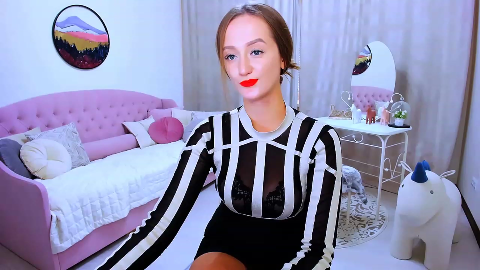 Gallery image thumbnail from TellMe_Yes's myfreecams stream on, 09/12/2023, 07:36 image 16 of 20
