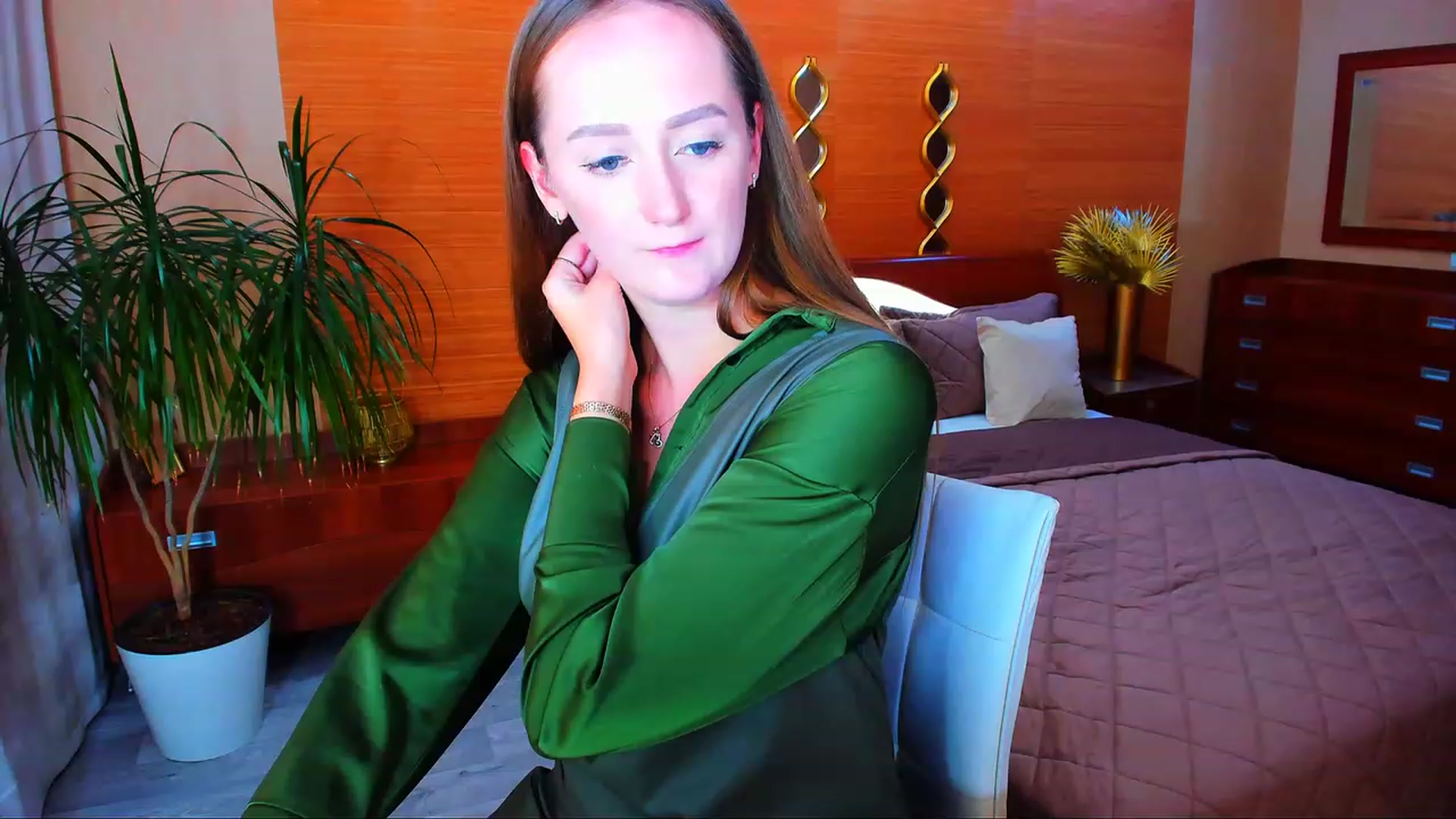 Gallery image thumbnail from TellMe_Yes's myfreecams stream on, 09/25/2023, 11:45 image 17 of 20