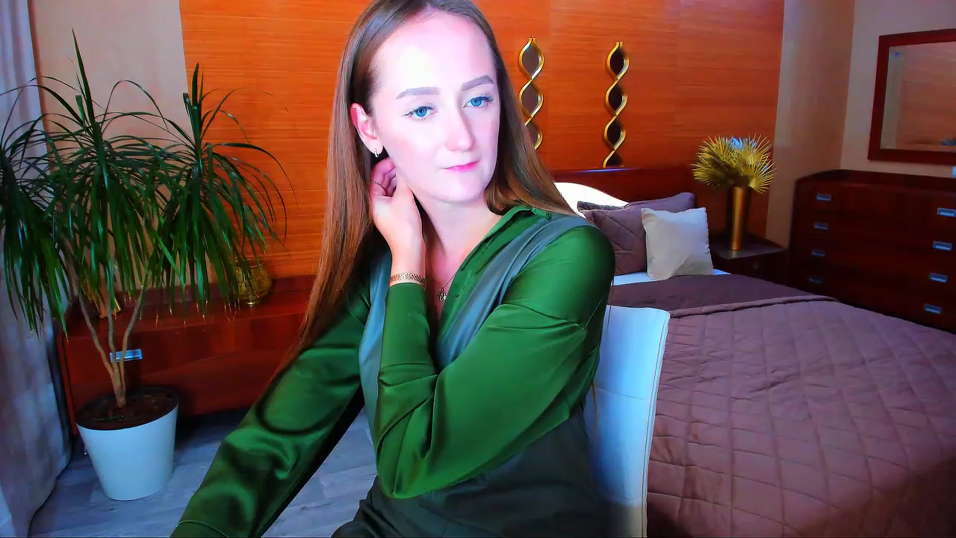 Gallery image thumbnail from TellMe_Yes's myfreecams stream on, 09/25/2023, 11:45 image 16 of 20
