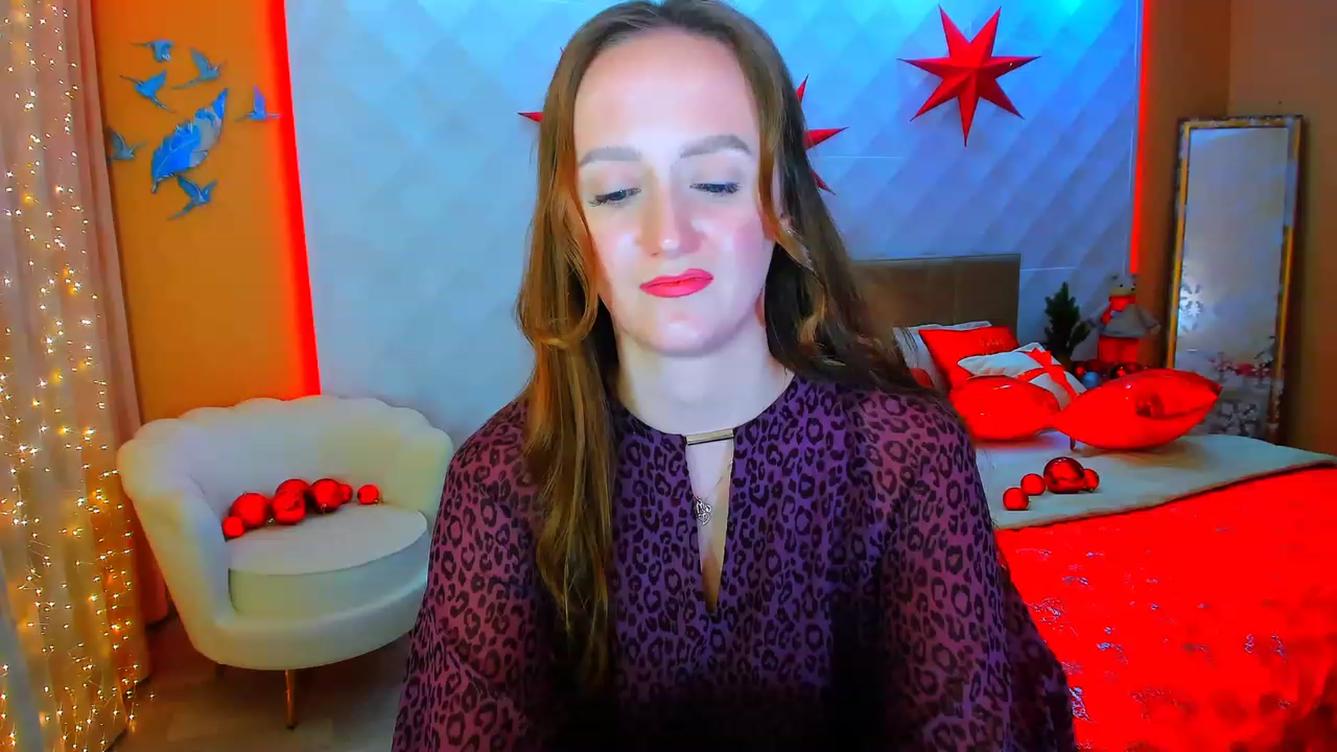 Gallery image thumbnail from TellMe_Yes's myfreecams stream on, 12/25/2023, 10:08 image 13 of 20