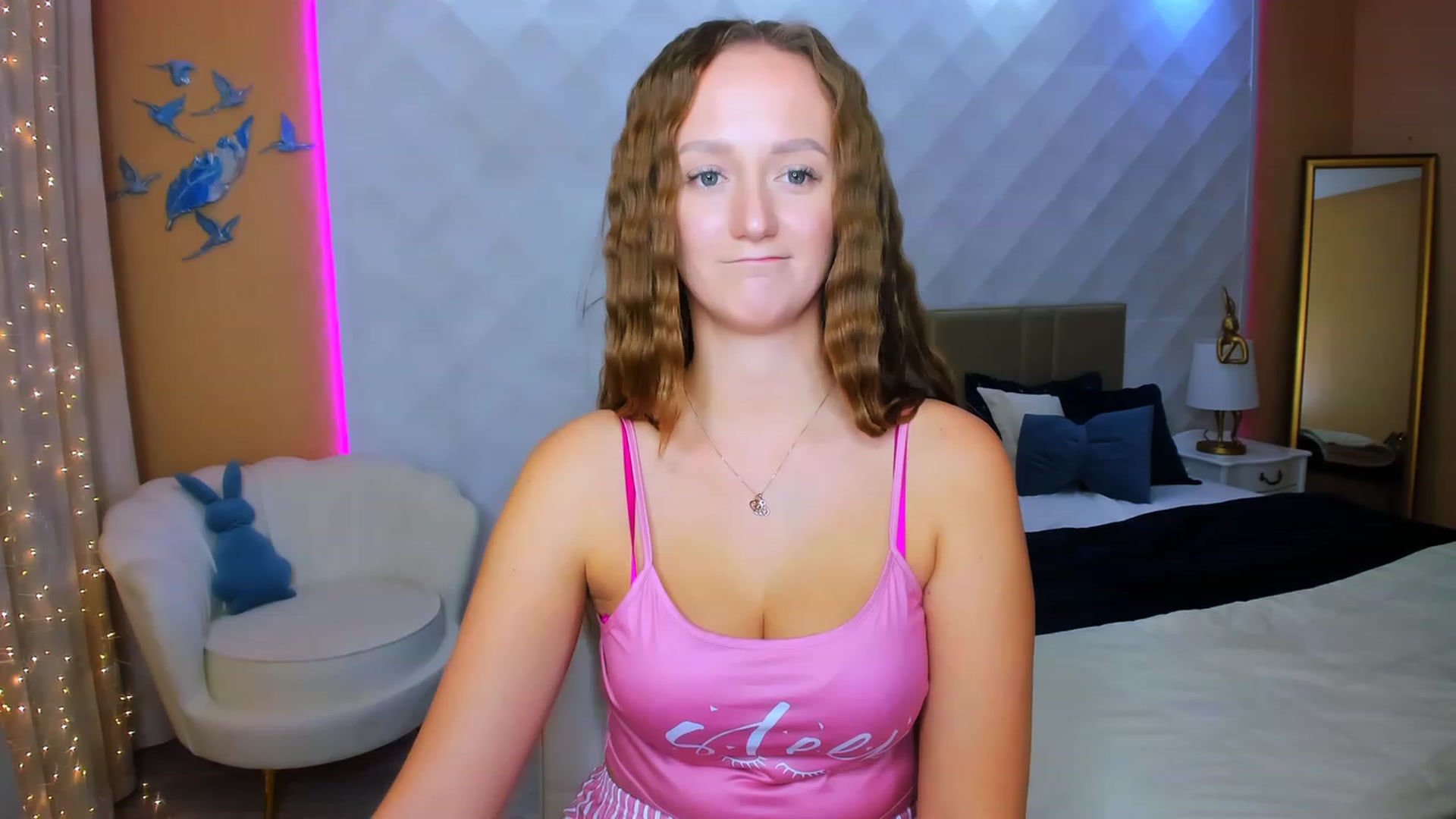 Gallery image thumbnail from TellMe_Yes's myfreecams stream on, 02/12/2024, 01:40 image 9 of 20