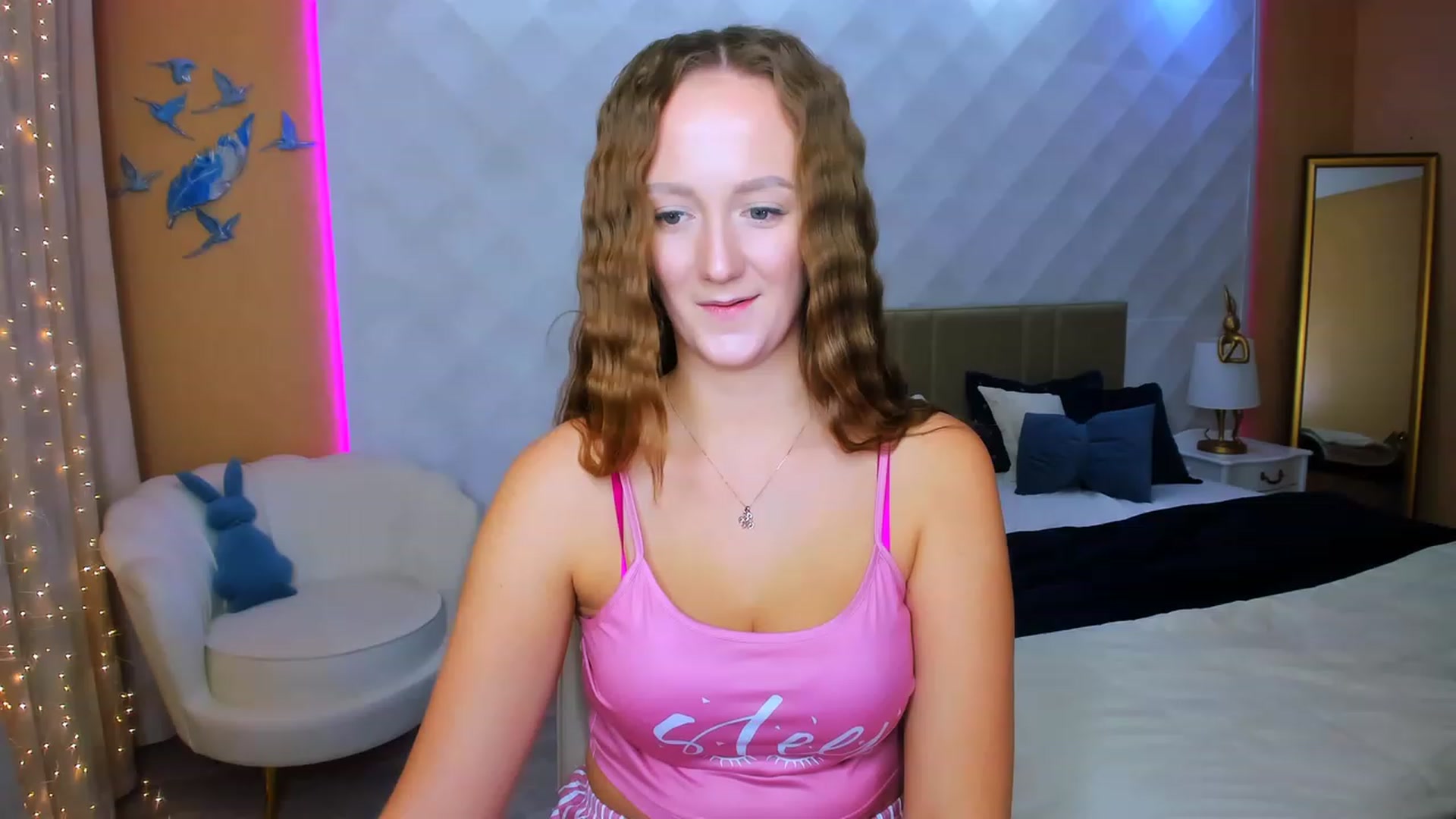 Gallery image thumbnail from TellMe_Yes's myfreecams stream on, 02/12/2024, 01:40 image 13 of 20