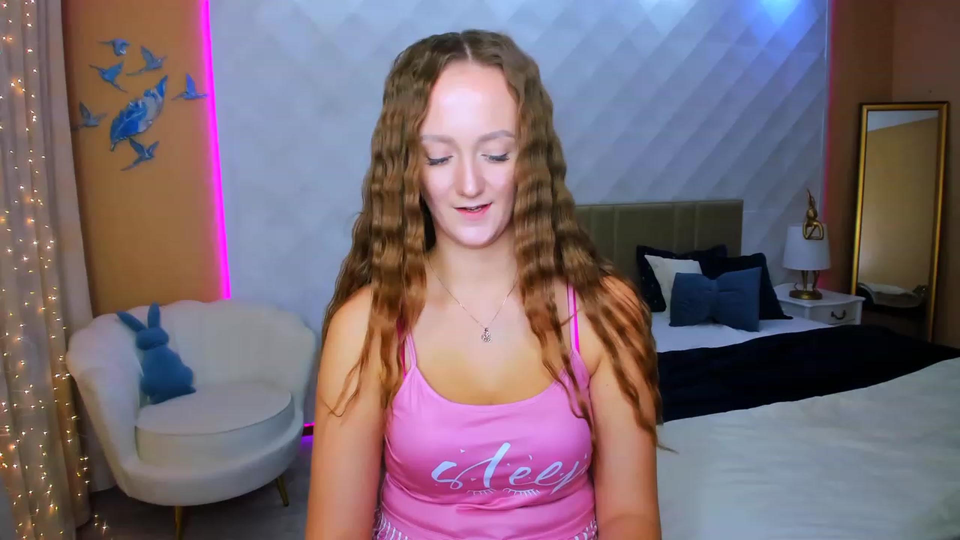 Gallery image thumbnail from TellMe_Yes's myfreecams stream on, 02/12/2024, 01:40 image 17 of 20