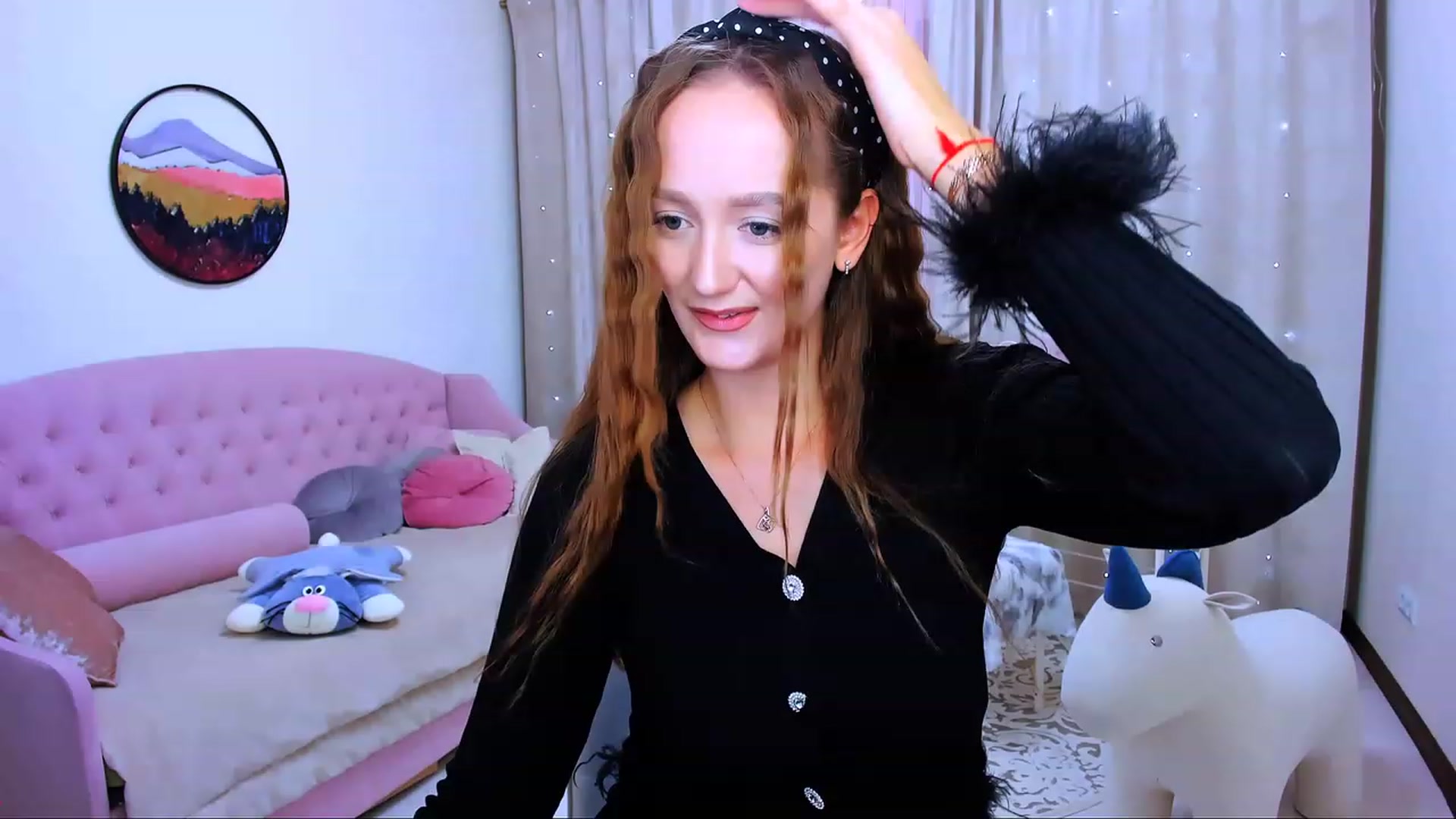 Gallery image thumbnail from TellMe_Yes's myfreecams stream on, 02/14/2024, 08:31 image 12 of 20