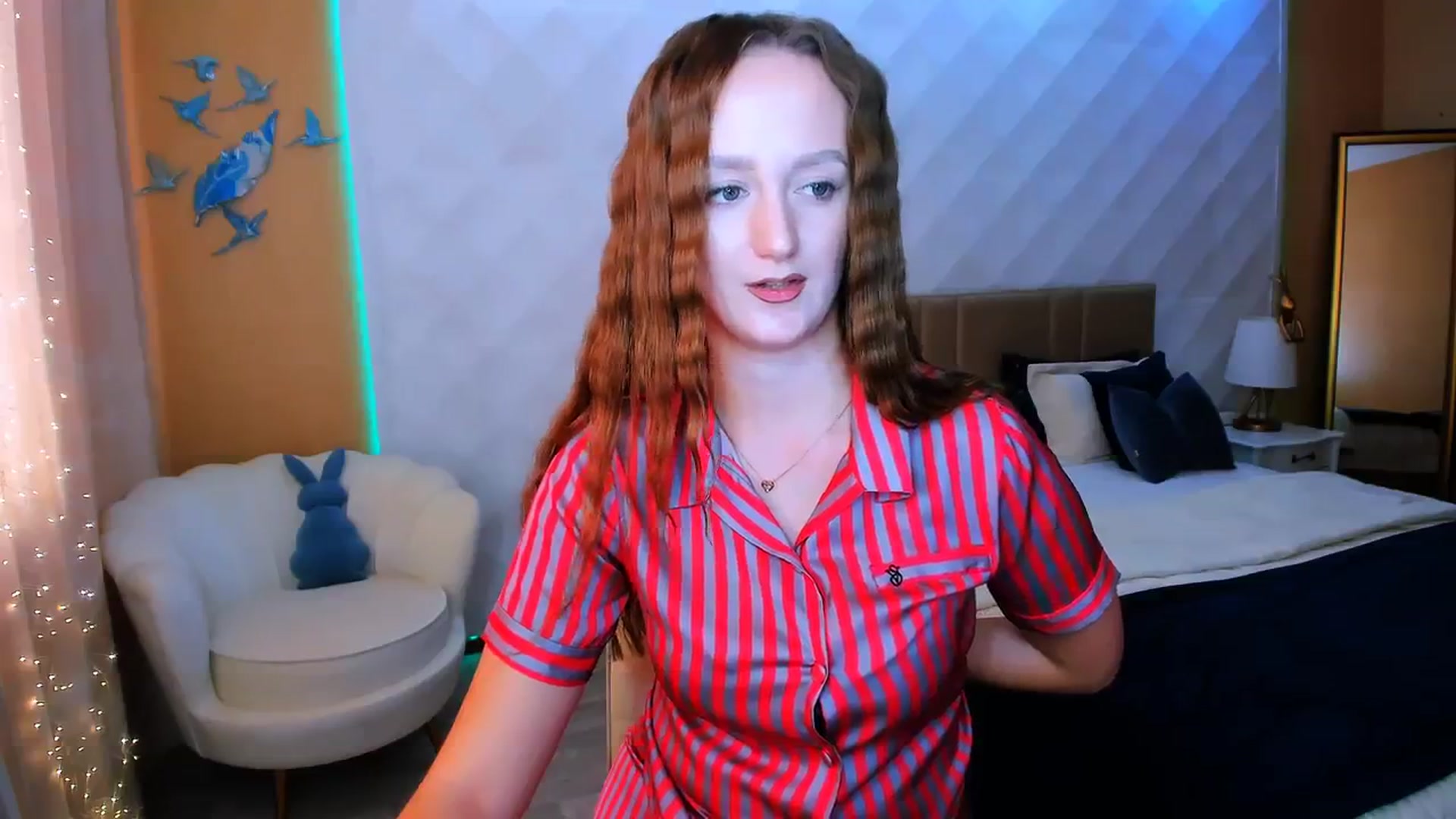 Gallery image thumbnail from TellMe_Yes's myfreecams stream on, 03/14/2024, 07:16 image 15 of 20
