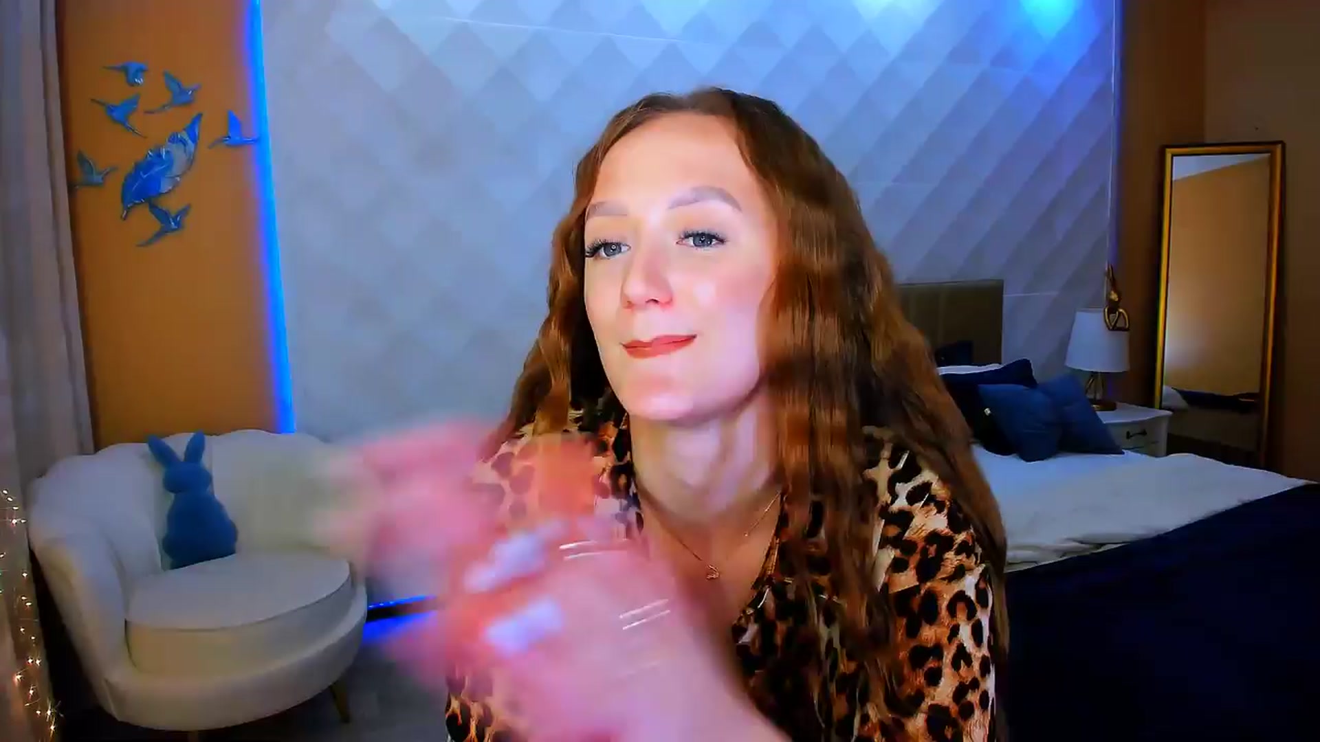 Gallery image thumbnail from TellMe_Yes's myfreecams stream on, 03/22/2024, 04:32 image 5 of 20