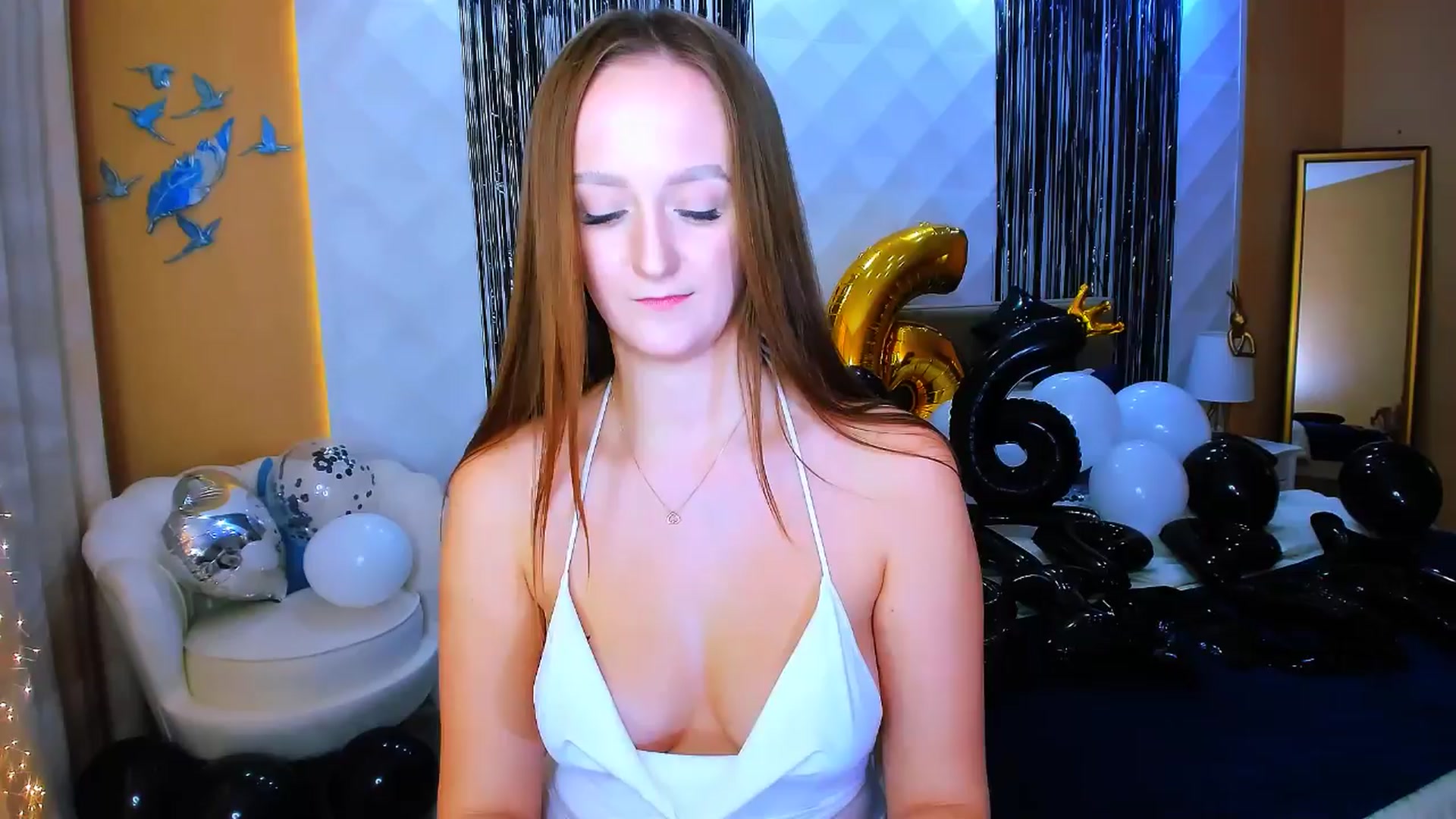 Gallery image thumbnail from TellMe_Yes's myfreecams stream on, 03/25/2024, 03:05 image 15 of 20