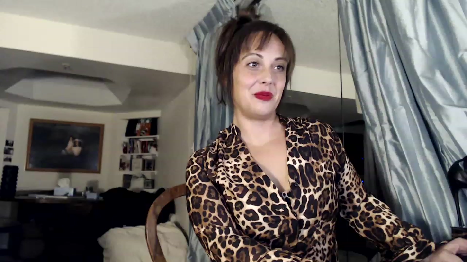 Gallery image thumbnail from TemptinDesire's myfreecams stream on, 12/31/2022, 11:23 image 20 of 20