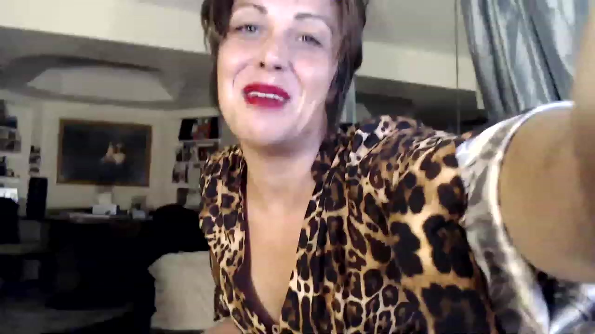 Gallery image thumbnail from TemptinDesire's myfreecams stream on, 12/31/2022, 11:23 image 1 of 20