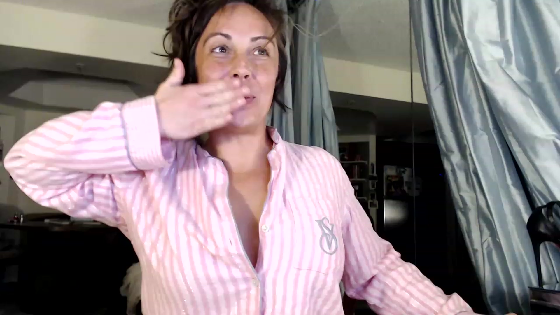Gallery image thumbnail from TemptinDesire's myfreecams stream on, 01/02/2023, 13:03 image 20 of 20
