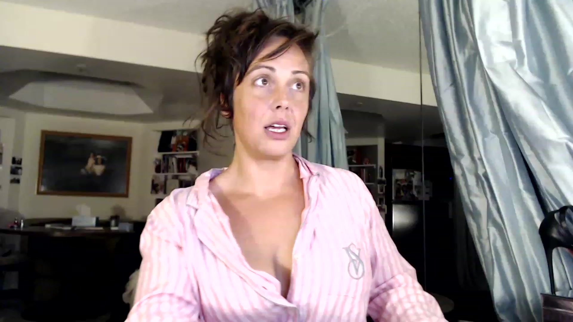 Gallery image thumbnail from TemptinDesire's myfreecams stream on, 01/02/2023, 13:03 image 15 of 20