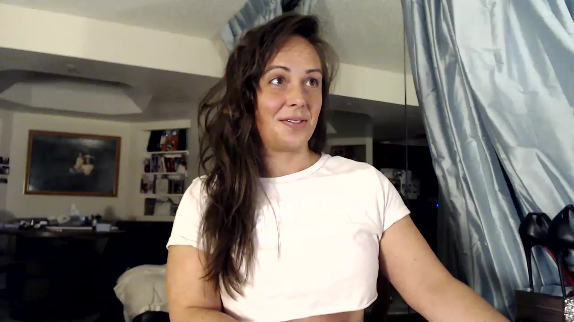 Gallery image thumbnail from TemptinDesire's myfreecams stream on, 01/09/2023, 11:42 image 12 of 20