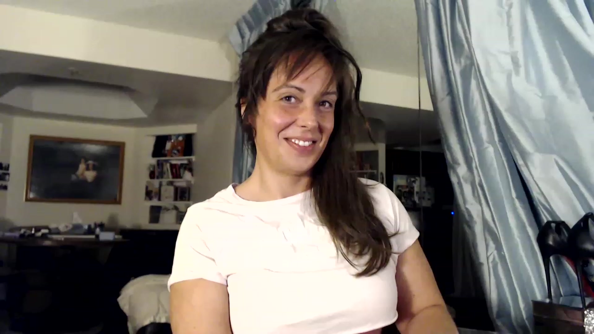Gallery image thumbnail from TemptinDesire's myfreecams stream on, 01/09/2023, 11:42 image 20 of 20