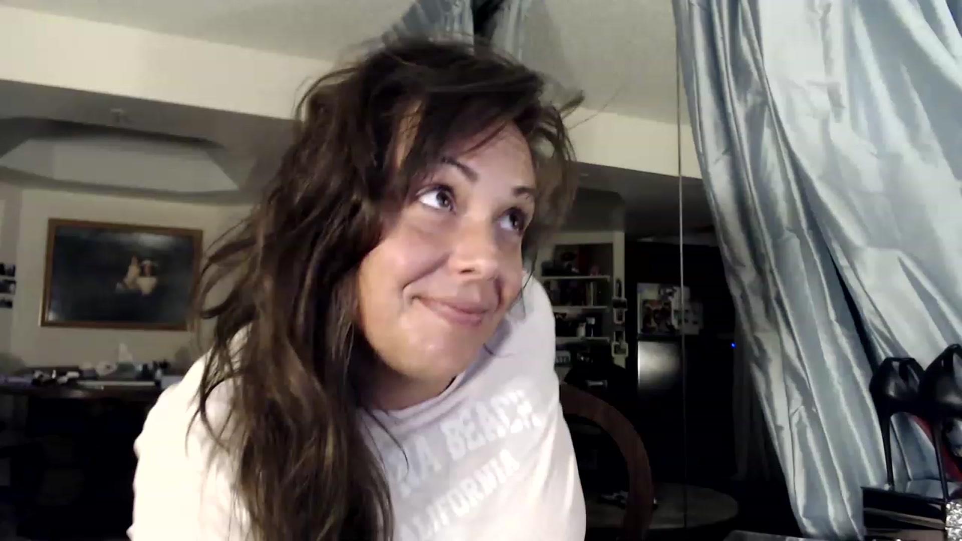 Gallery image thumbnail from TemptinDesire's myfreecams stream on, 01/09/2023, 11:42 image 9 of 20