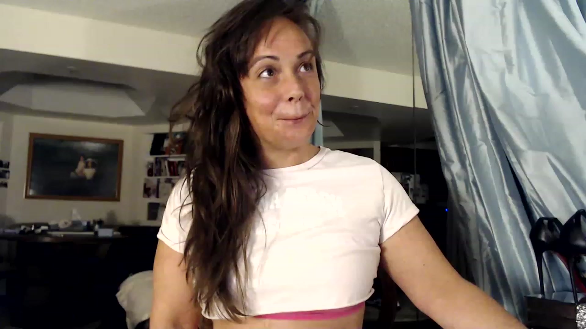Gallery image thumbnail from TemptinDesire's myfreecams stream on, 01/09/2023, 11:42 image 8 of 20