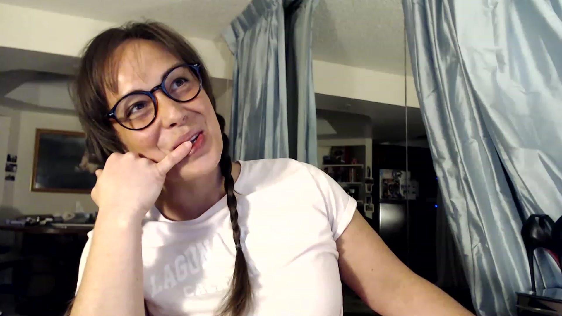 Gallery image thumbnail from TemptinDesire's myfreecams stream on, 01/09/2023, 12:11 image 11 of 20