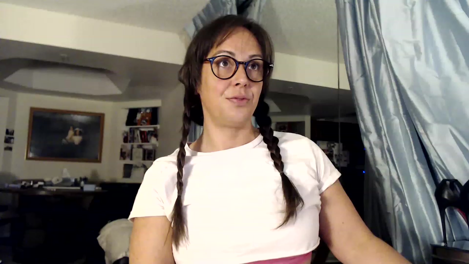 Gallery image thumbnail from TemptinDesire's myfreecams stream on, 01/09/2023, 12:11 image 14 of 20
