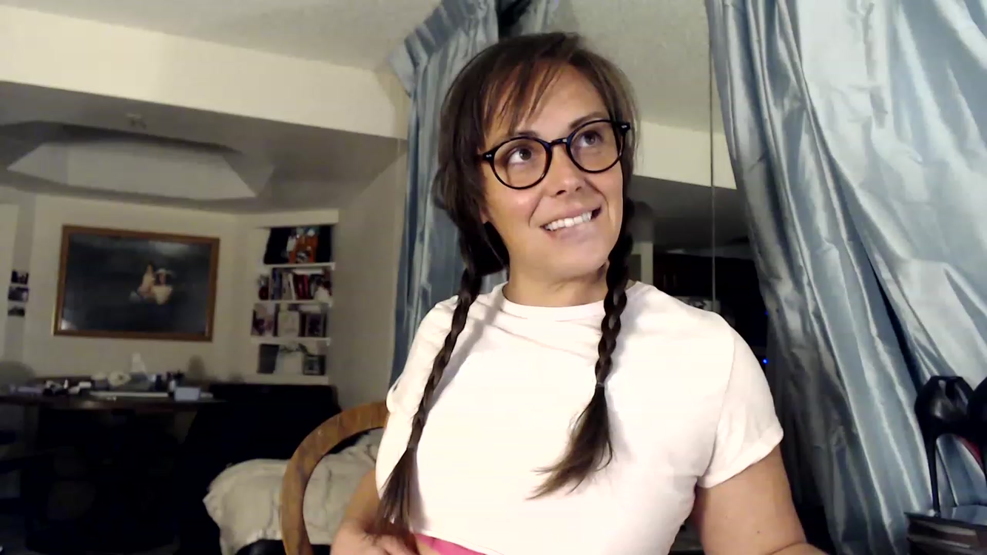 Gallery image thumbnail from TemptinDesire's myfreecams stream on, 01/09/2023, 12:27 image 11 of 20