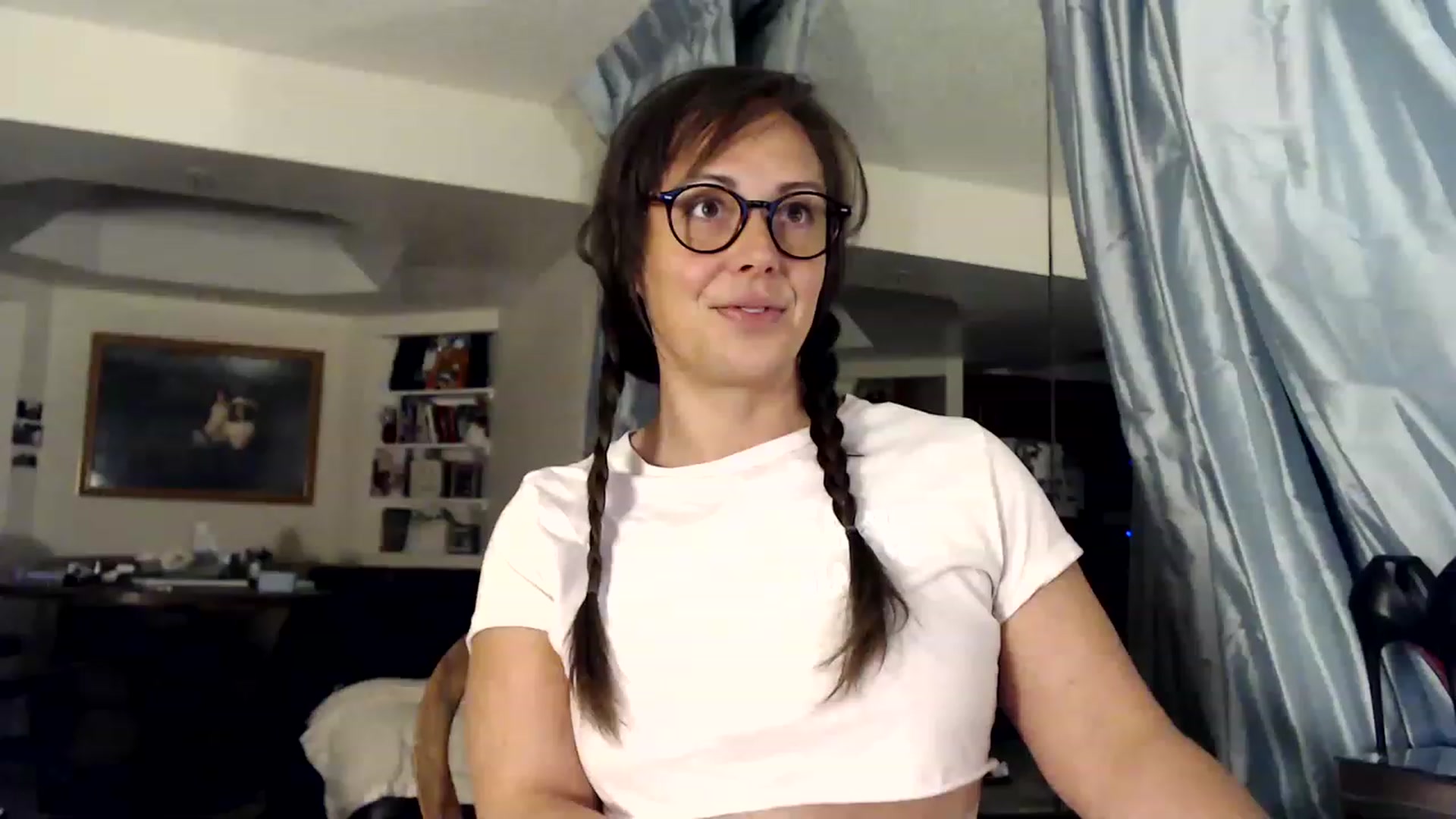 Gallery image thumbnail from TemptinDesire's myfreecams stream on, 01/09/2023, 12:27 image 4 of 20