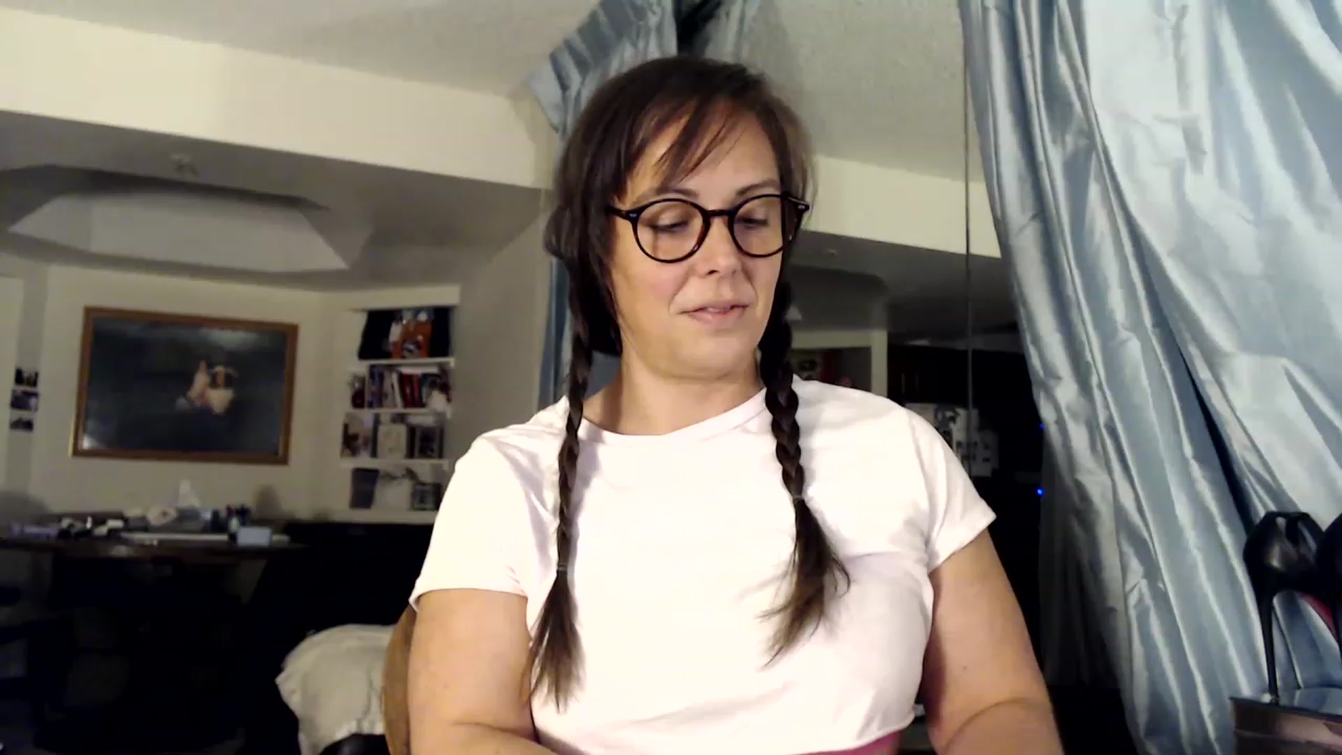 Gallery image thumbnail from TemptinDesire's myfreecams stream on, 01/09/2023, 12:27 image 20 of 20