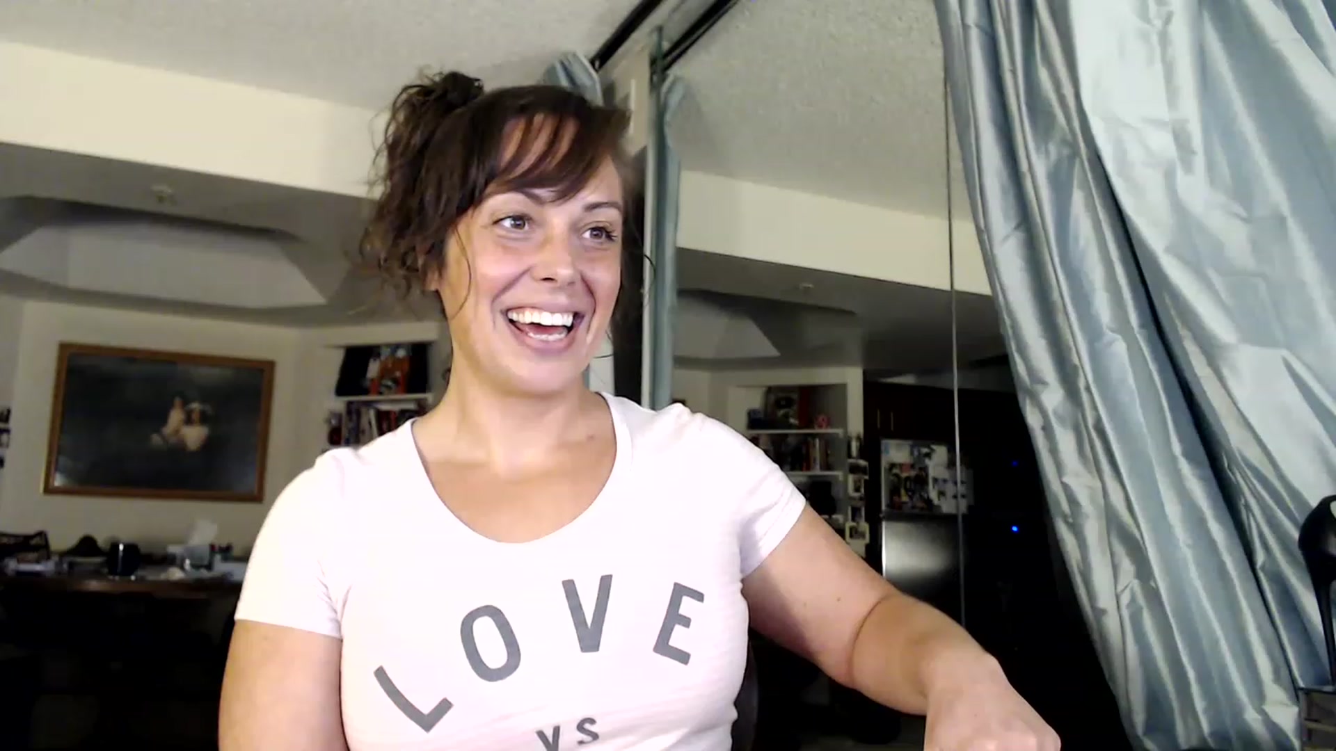 Gallery image thumbnail from TemptinDesire's myfreecams stream on, 01/15/2023, 13:02 image 17 of 20