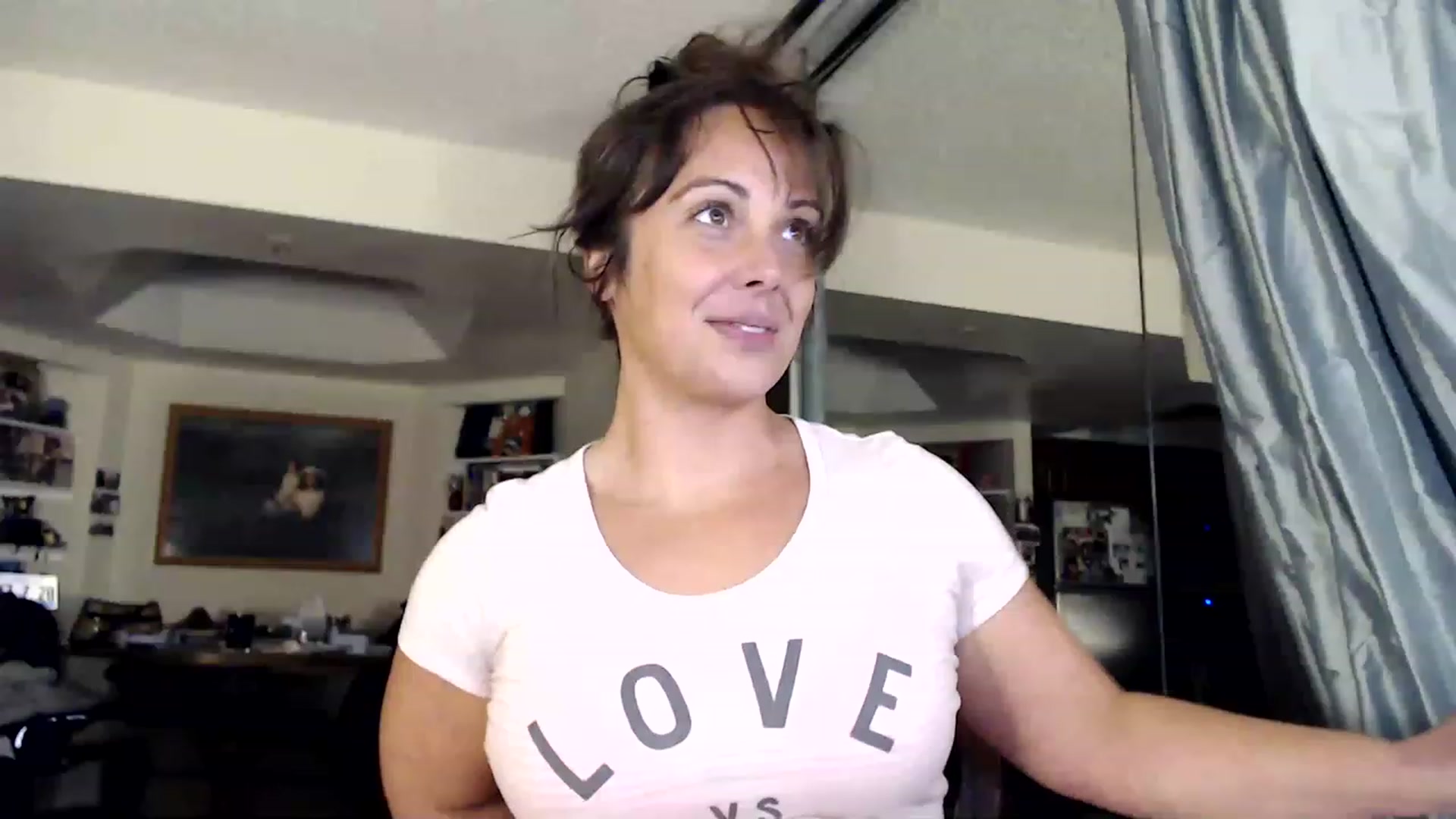 Gallery image thumbnail from TemptinDesire's myfreecams stream on, 01/15/2023, 13:53 image 4 of 20