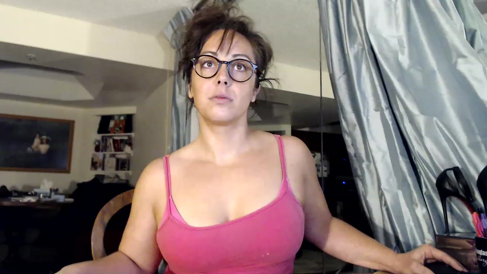 Gallery image thumbnail from TemptinDesire's myfreecams stream on, 01/16/2023, 10:50 image 18 of 20