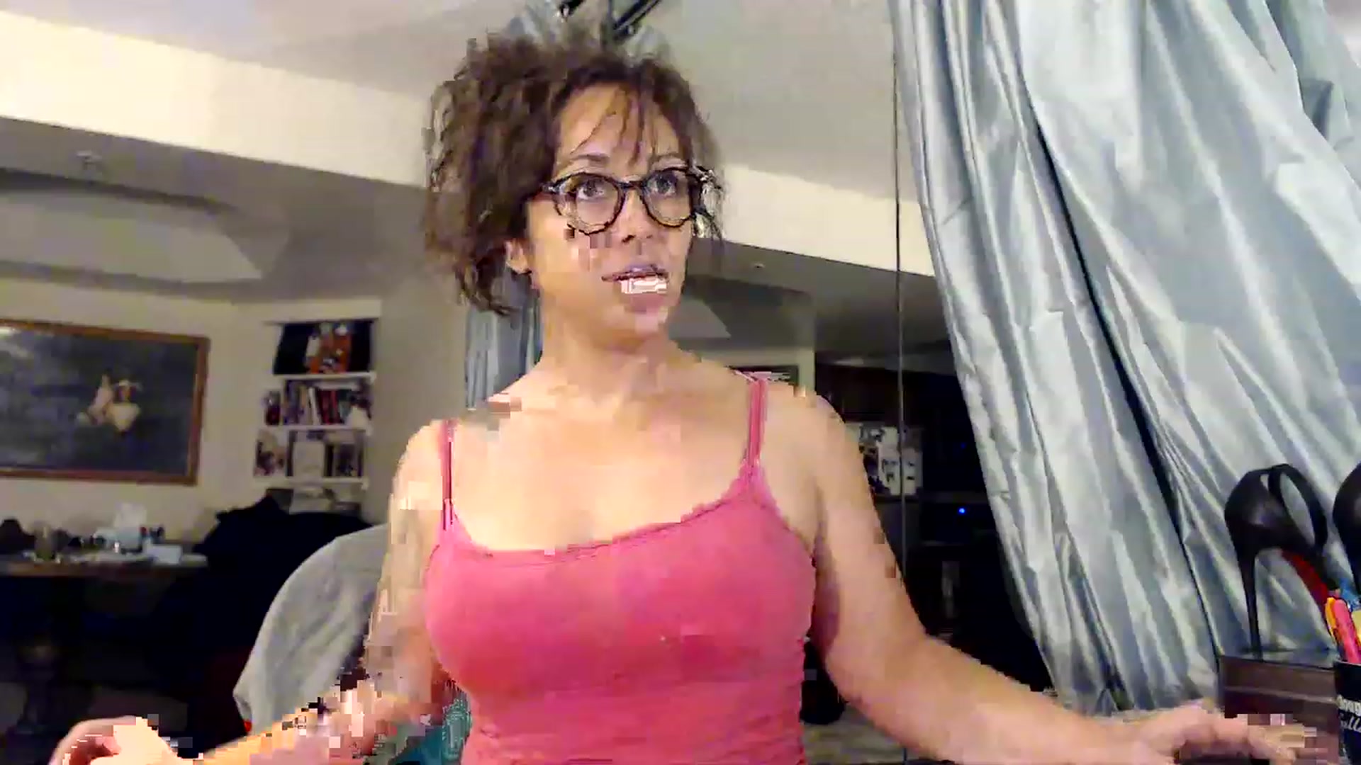 Gallery image thumbnail from TemptinDesire's myfreecams stream on, 01/16/2023, 12:34 image 17 of 20