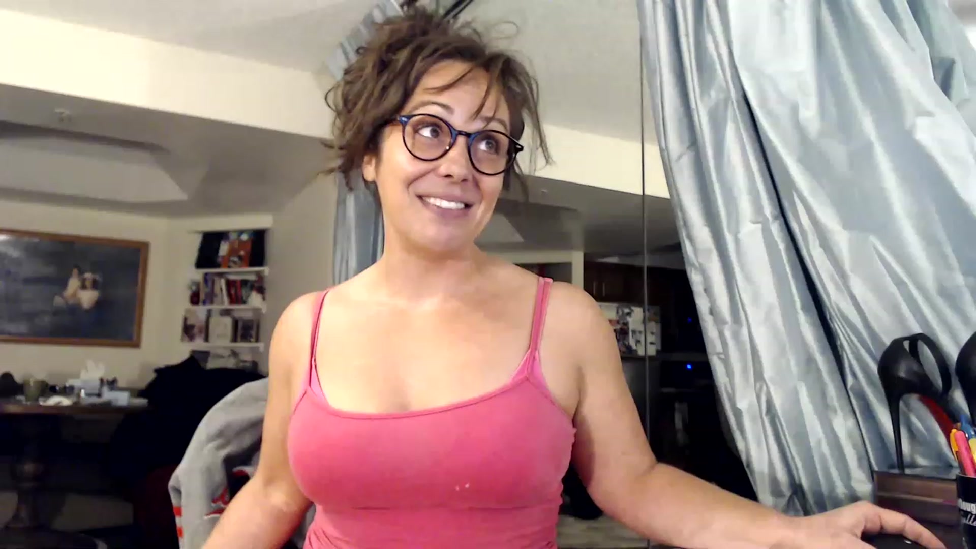 Gallery image thumbnail from TemptinDesire's myfreecams stream on, 01/16/2023, 12:34 image 10 of 20