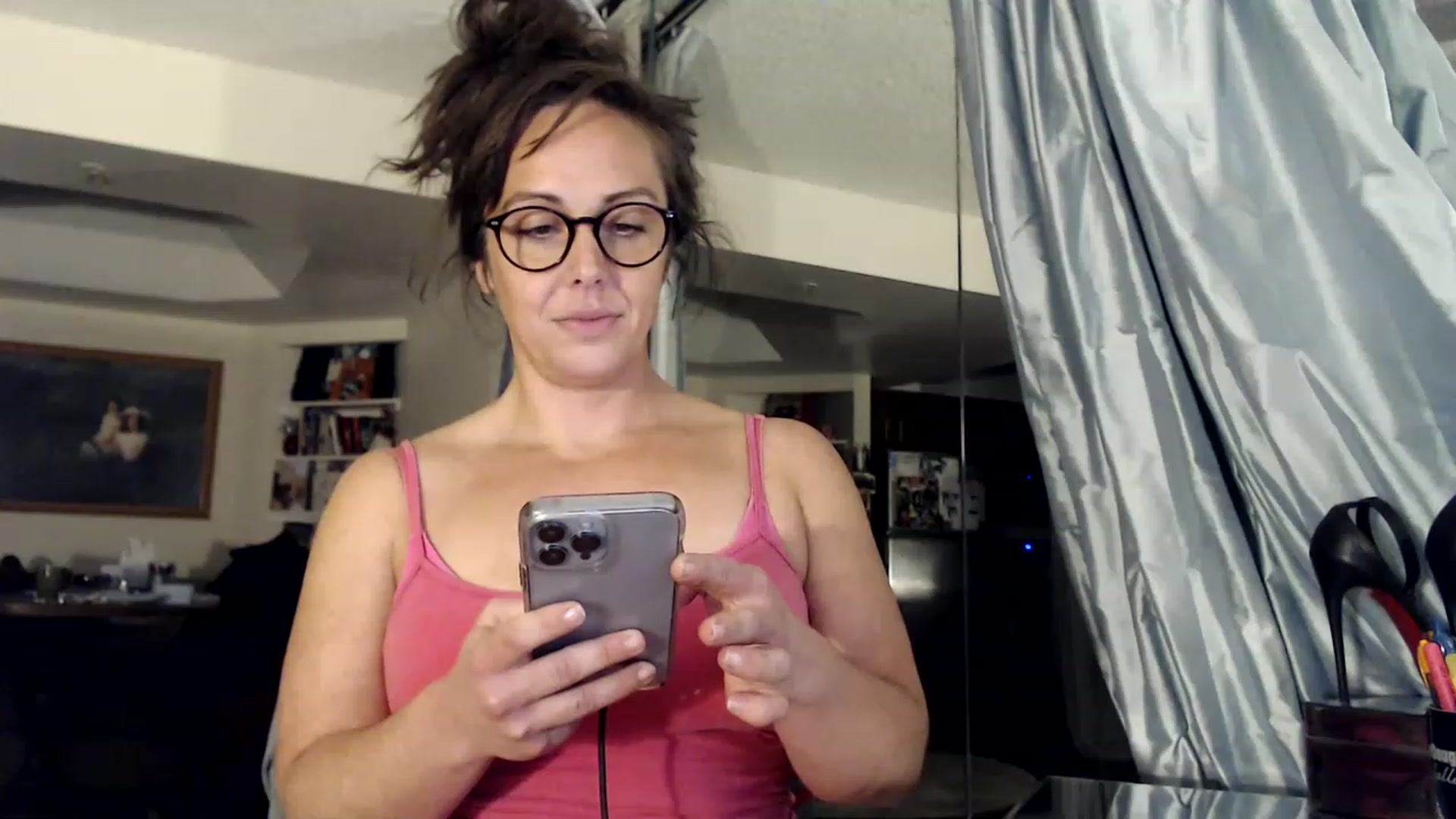 Gallery image thumbnail from TemptinDesire's myfreecams stream on, 01/16/2023, 13:13 image 19 of 20