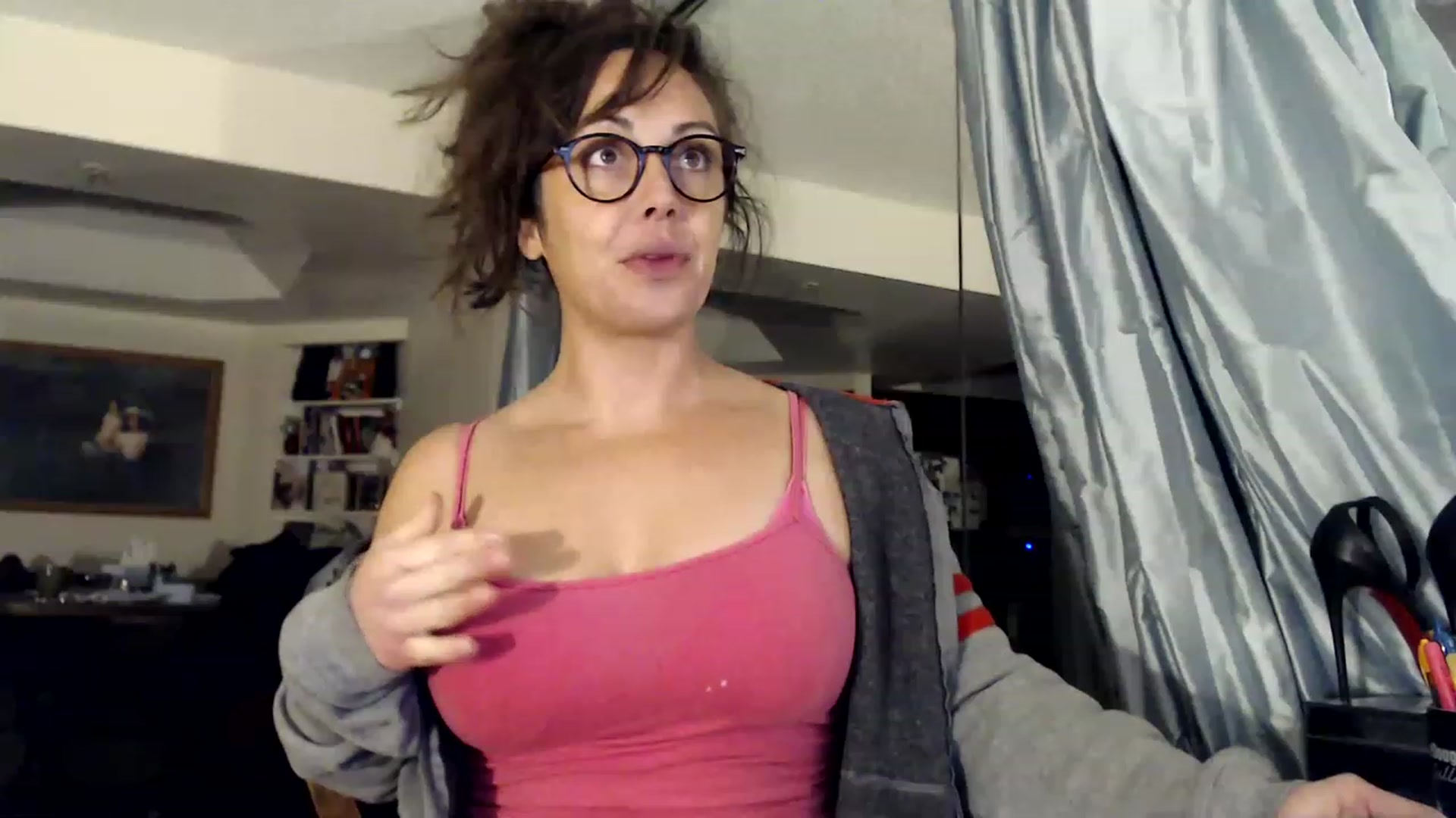 Gallery image thumbnail from TemptinDesire's myfreecams stream on, 01/16/2023, 13:13 image 9 of 20