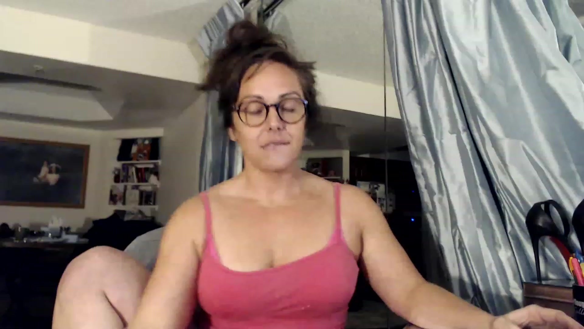Gallery image thumbnail from TemptinDesire's myfreecams stream on, 01/16/2023, 13:13 image 17 of 20