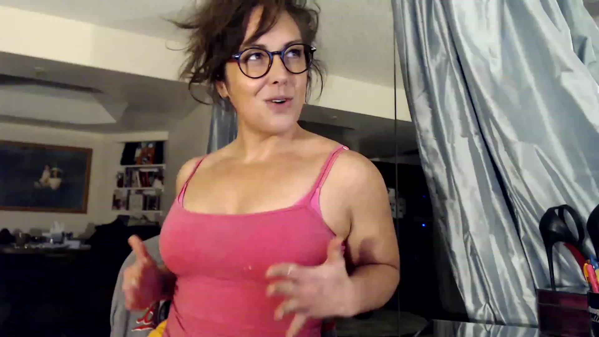 Gallery image thumbnail from TemptinDesire's myfreecams stream on, 01/16/2023, 13:13 image 16 of 20