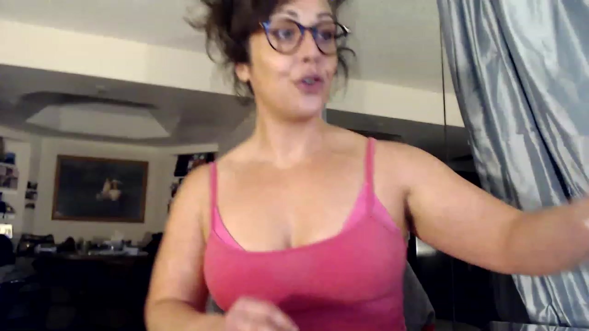 Gallery image thumbnail from TemptinDesire's myfreecams stream on, 01/16/2023, 14:39 image 5 of 20