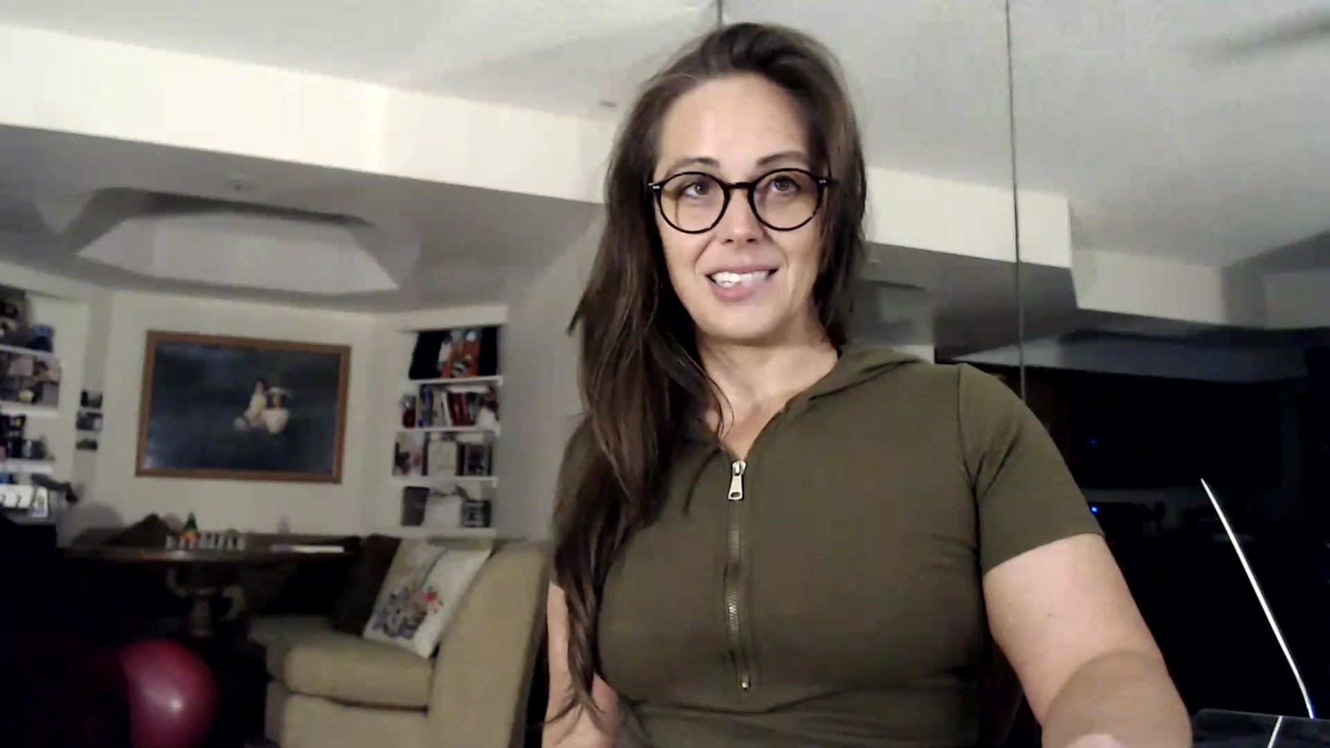 Gallery image thumbnail from TemptinDesire's myfreecams stream on, 06/12/2023, 13:01 image 6 of 20