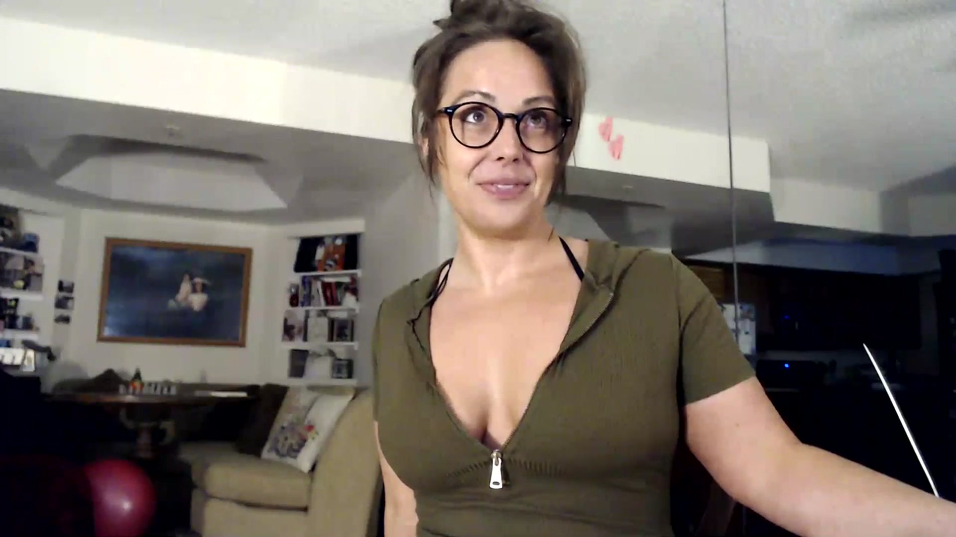 Gallery image thumbnail from TemptinDesire's myfreecams stream on, 06/12/2023, 13:01 image 13 of 20