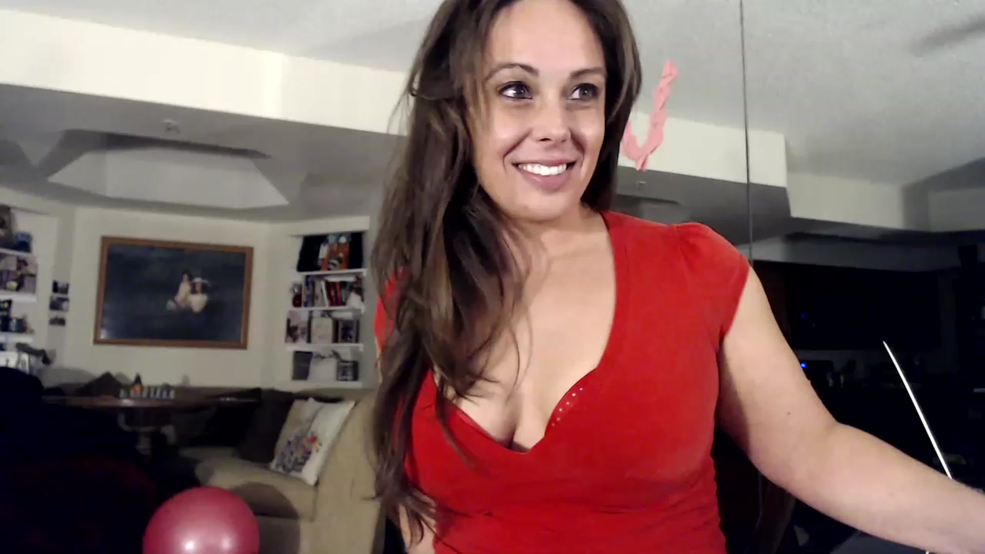 Gallery image thumbnail from TemptinDesire's myfreecams stream on, 06/18/2023, 12:57 image 5 of 20