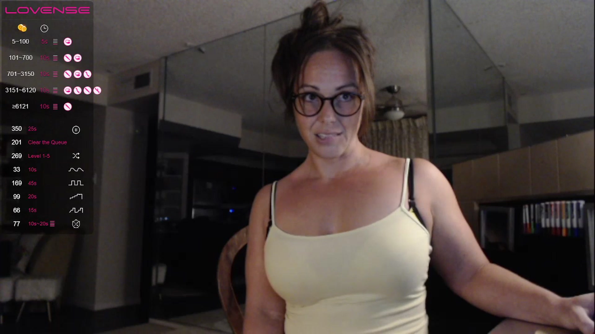 Gallery image thumbnail from TemptinDesire's myfreecams stream on, 07/17/2023, 11:50 image 20 of 20