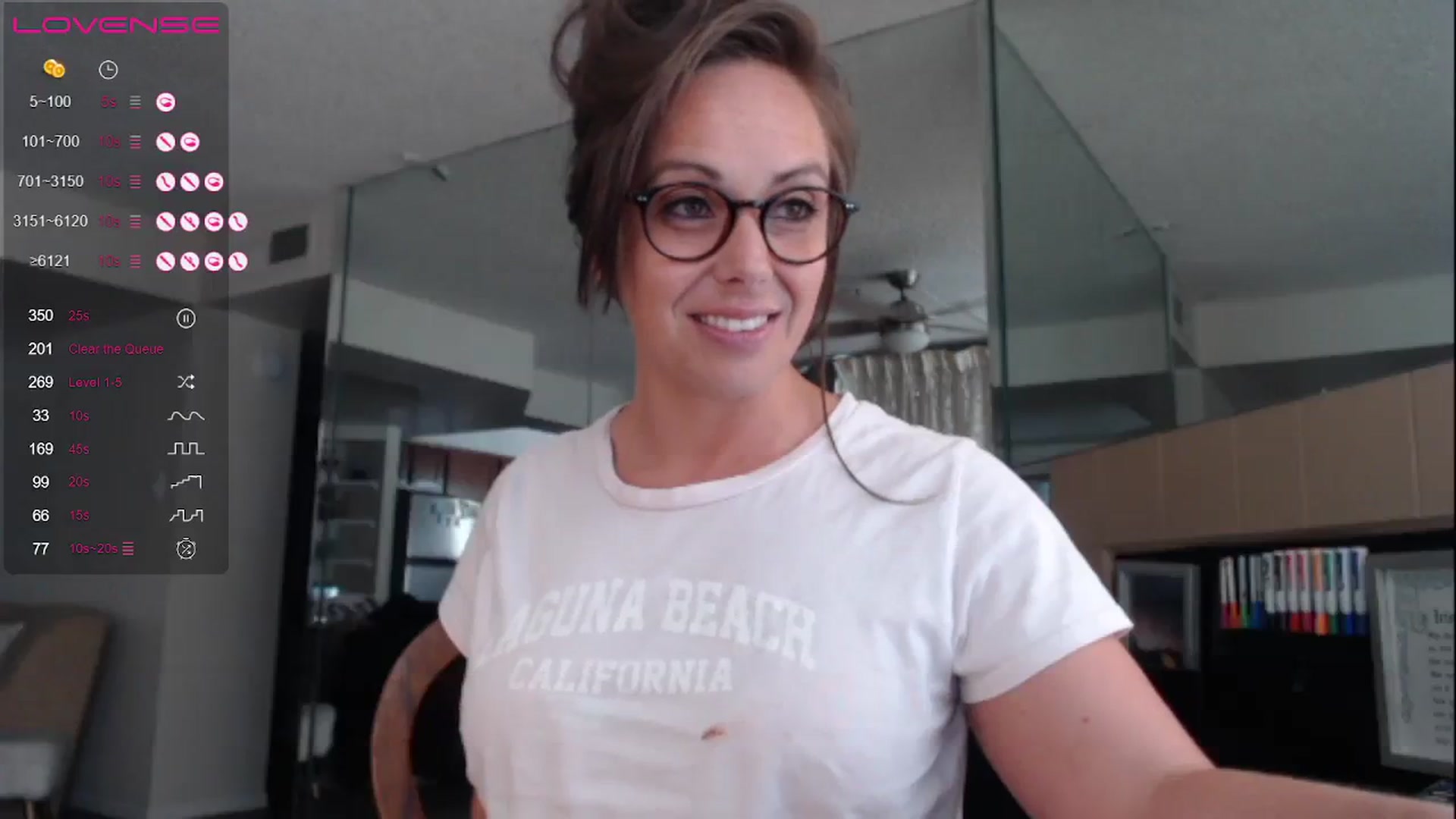 Gallery image thumbnail from TemptinDesire's myfreecams stream on, 07/22/2023, 16:00 image 8 of 20