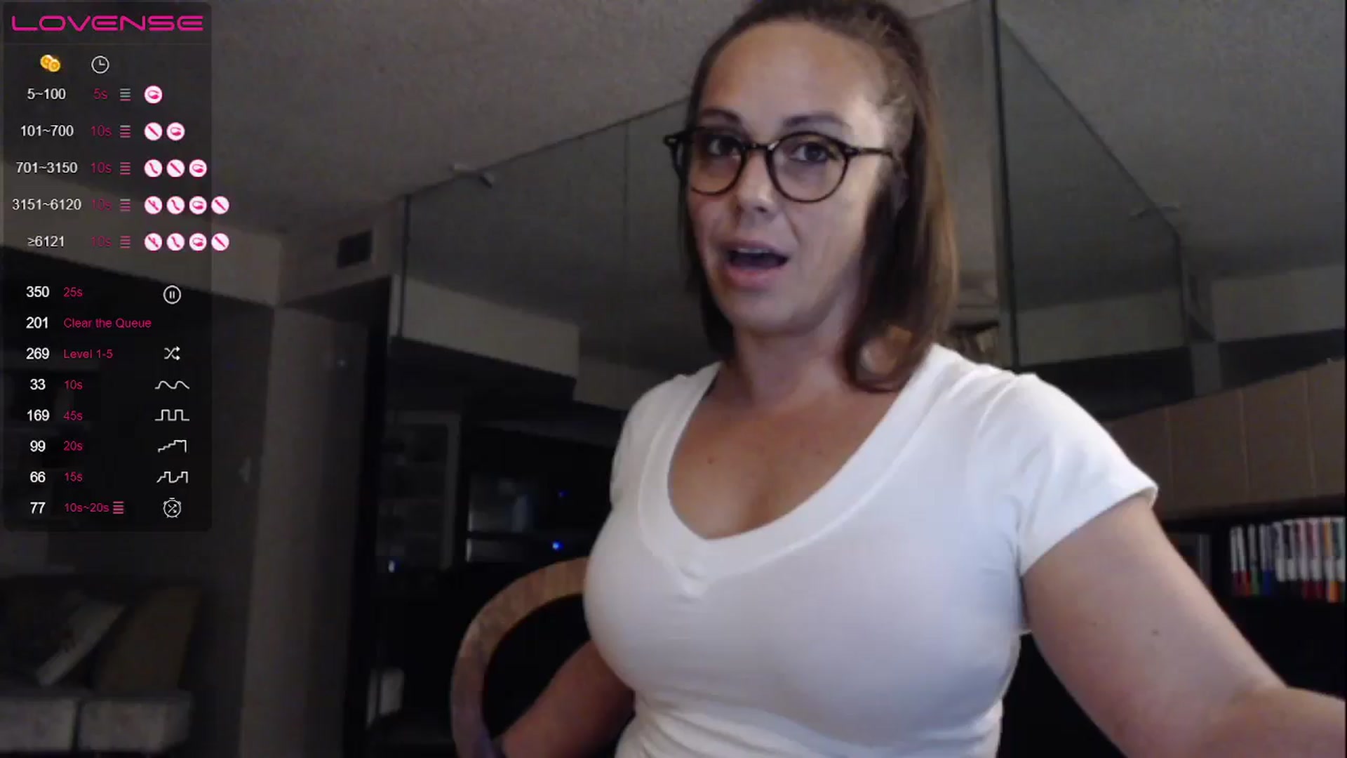 Gallery image thumbnail from TemptinDesire's myfreecams stream on, 08/03/2023, 09:19 image 6 of 20