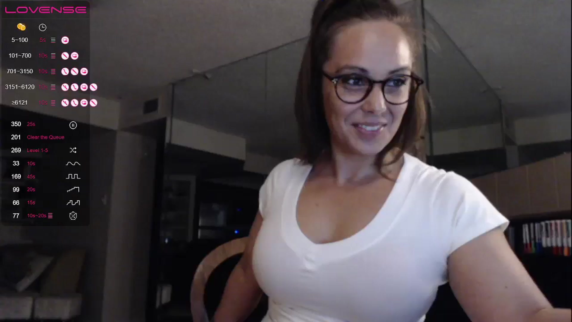 Gallery image thumbnail from TemptinDesire's myfreecams stream on, 08/03/2023, 09:19 image 1 of 20