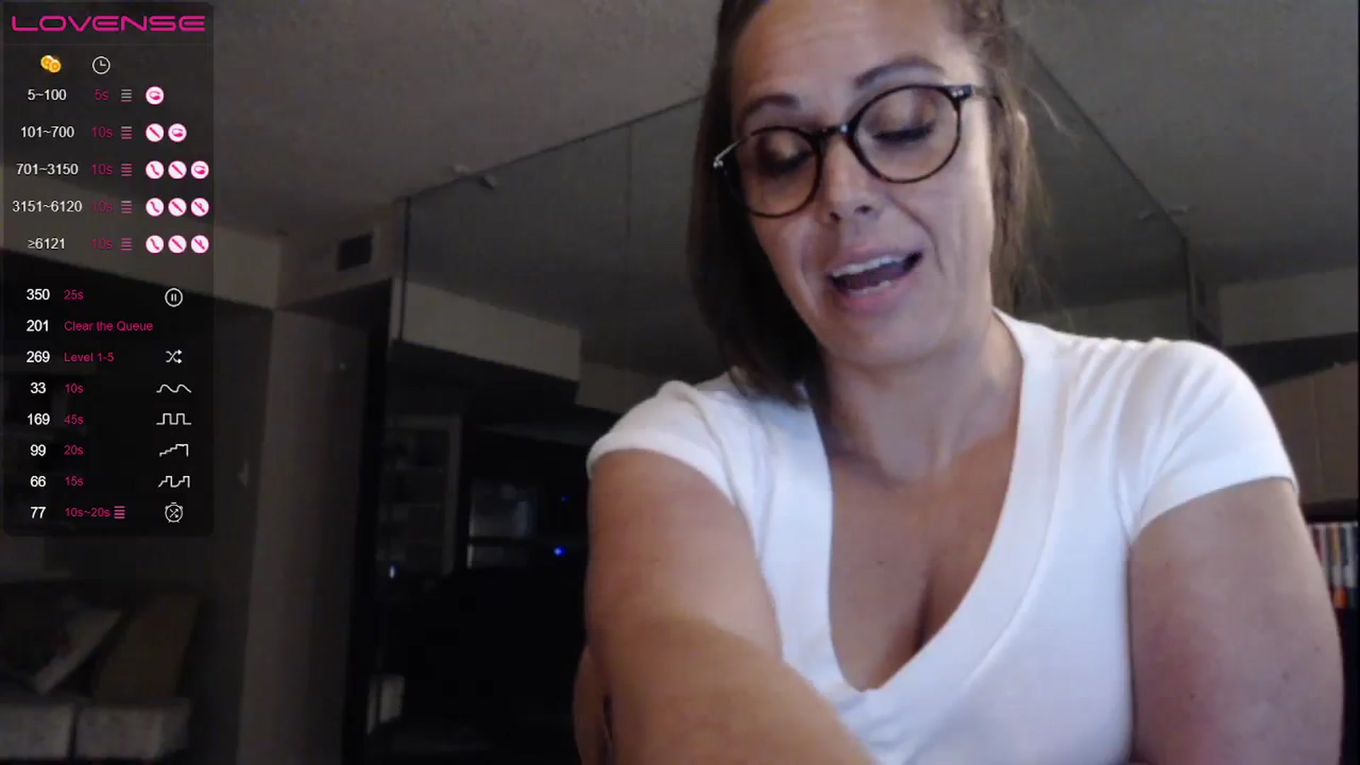 Gallery image thumbnail from TemptinDesire's myfreecams stream on, 08/03/2023, 11:59 image 14 of 20